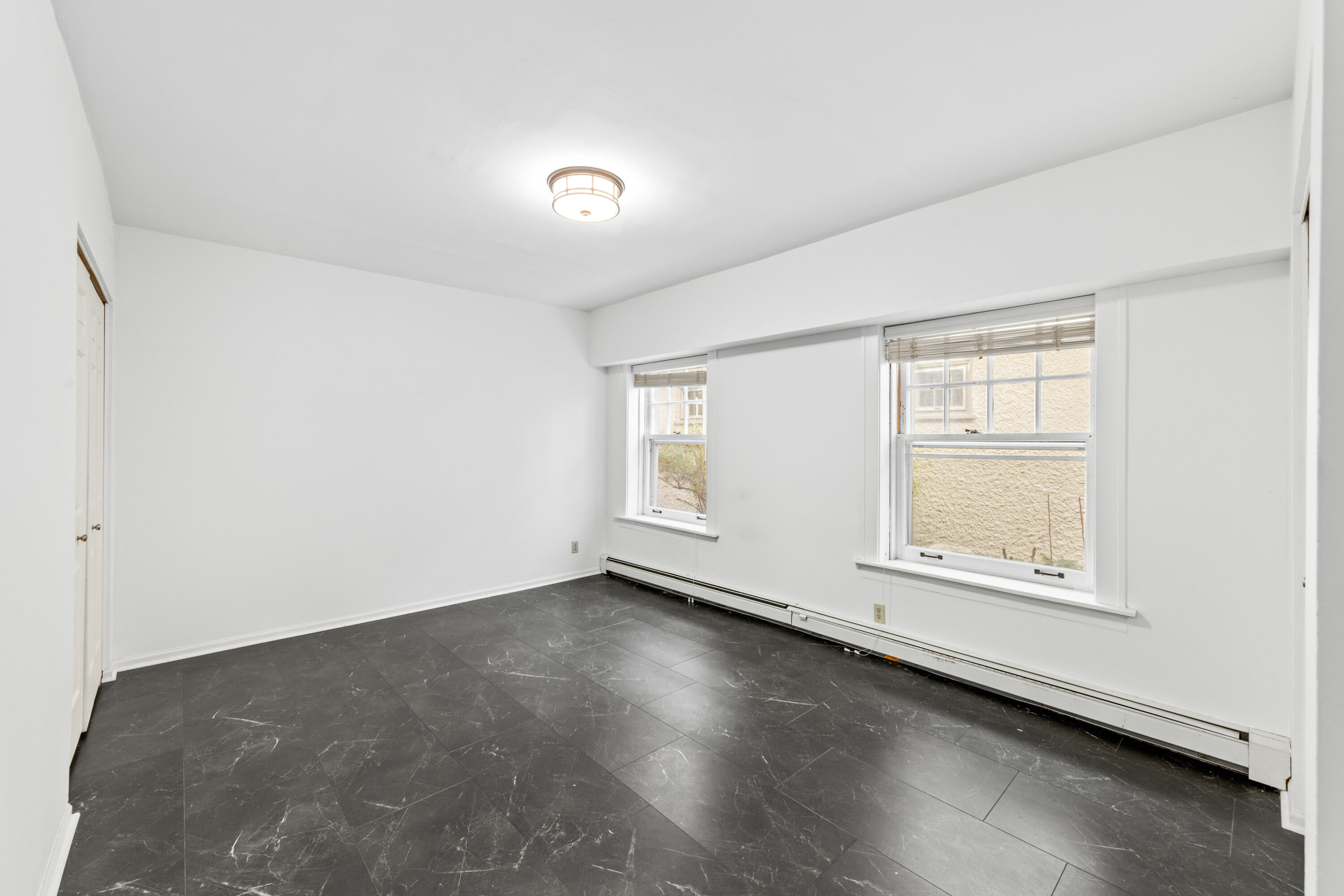 3123 N Marietta Ave Unit: #1