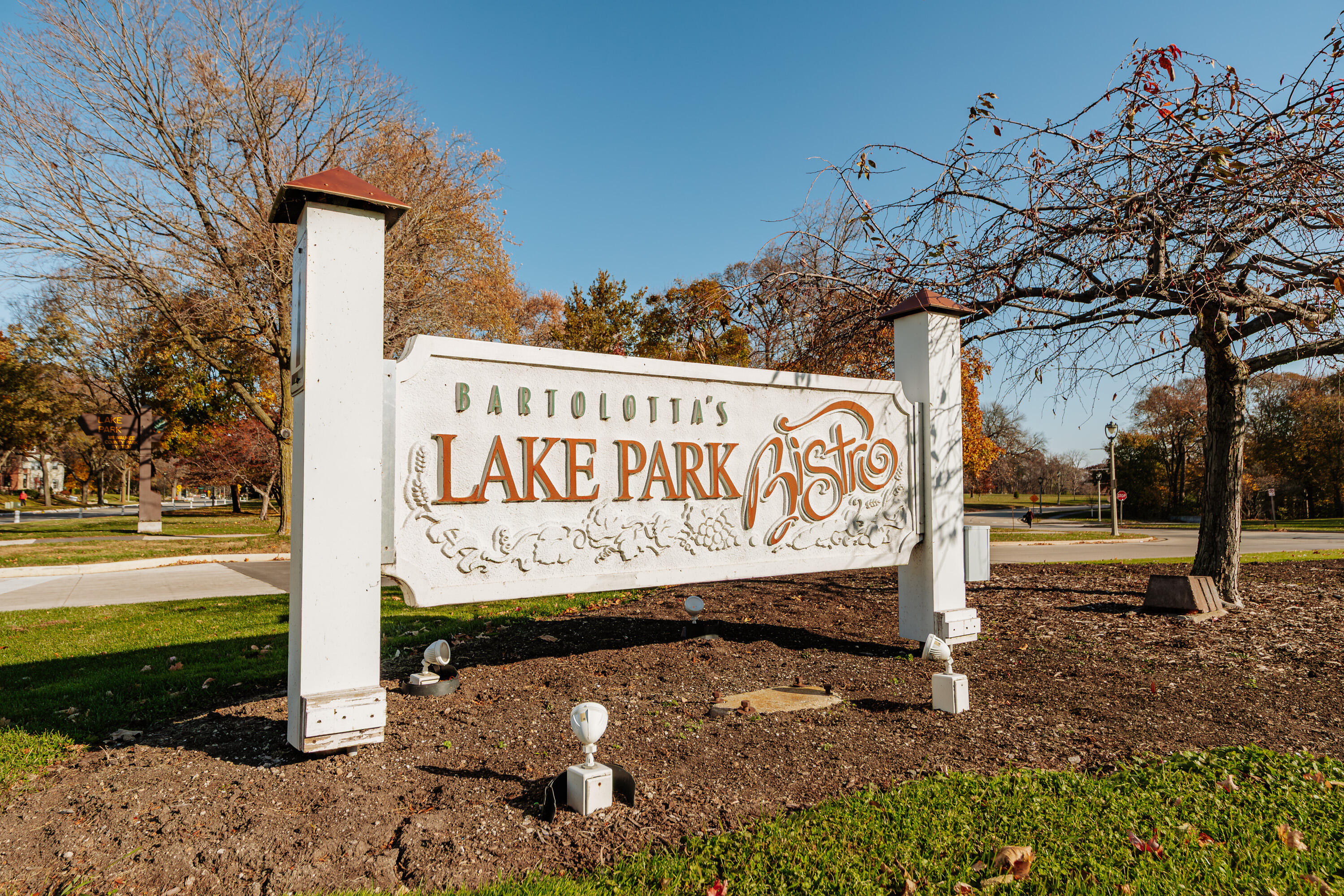 3123 N Marietta Ave Unit: #1