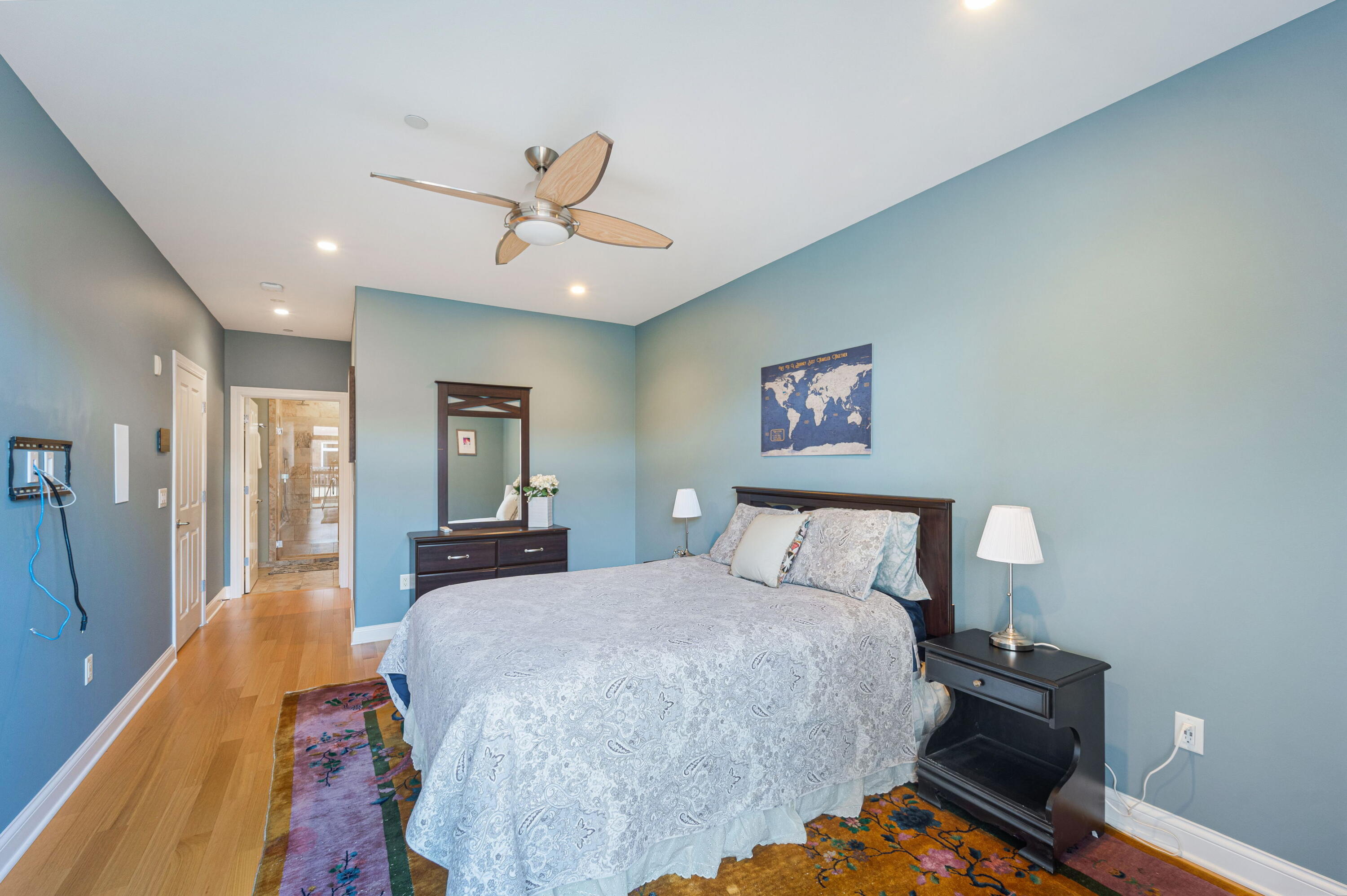 1915 N Water St Unit: 406