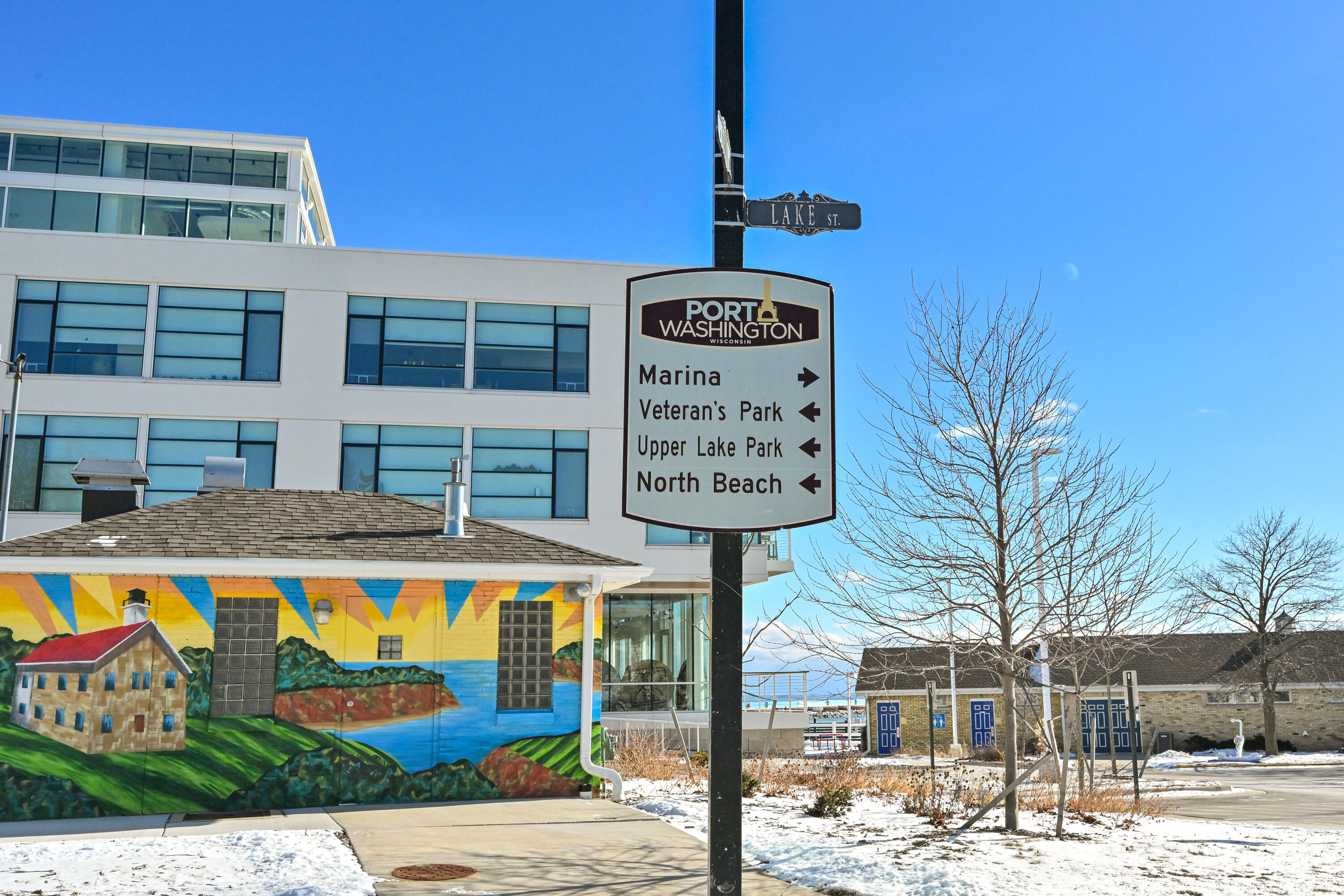 307 E Pier St