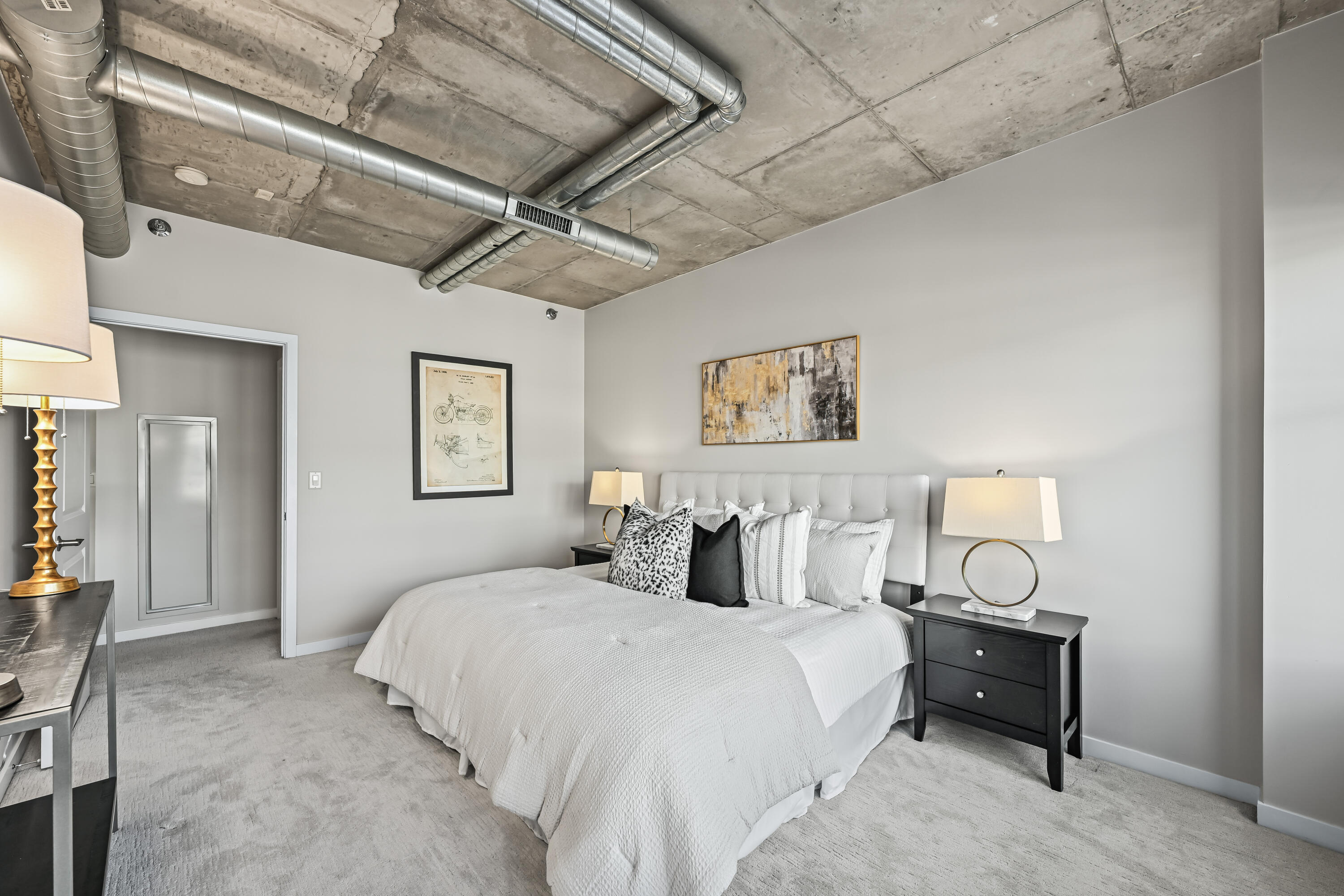 102 N Water St Unit: 511