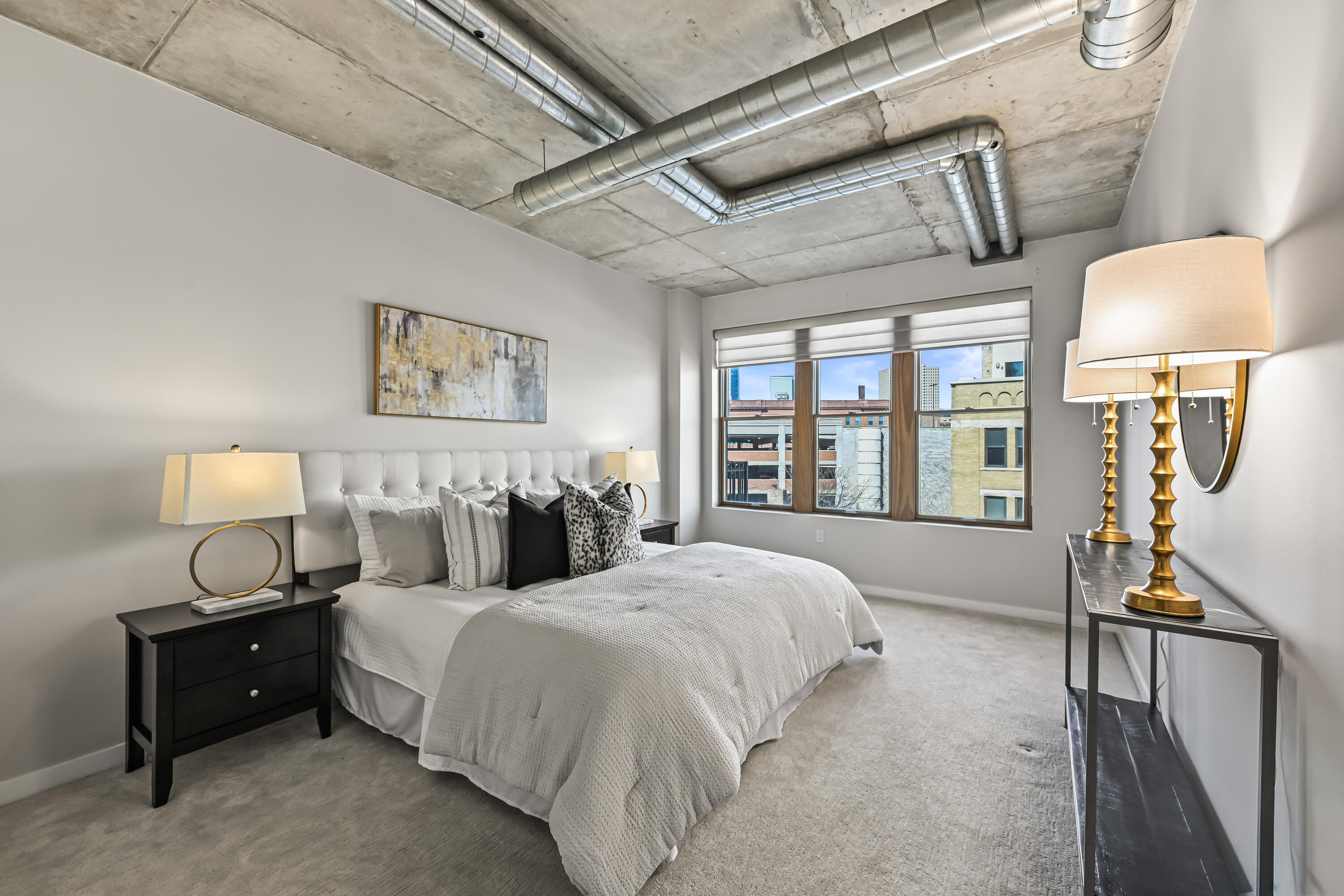 102 N Water St Unit: 511