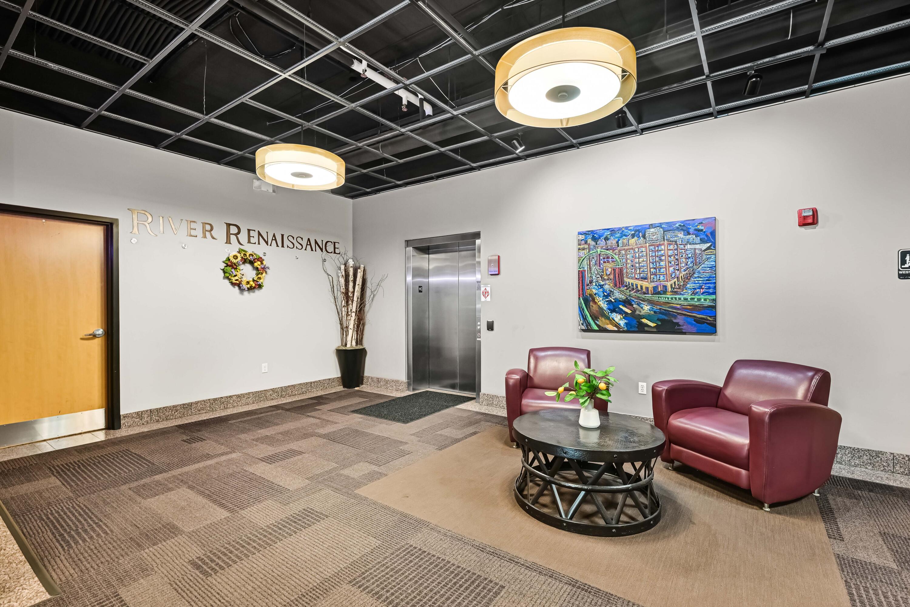 102 N Water St Unit: 511