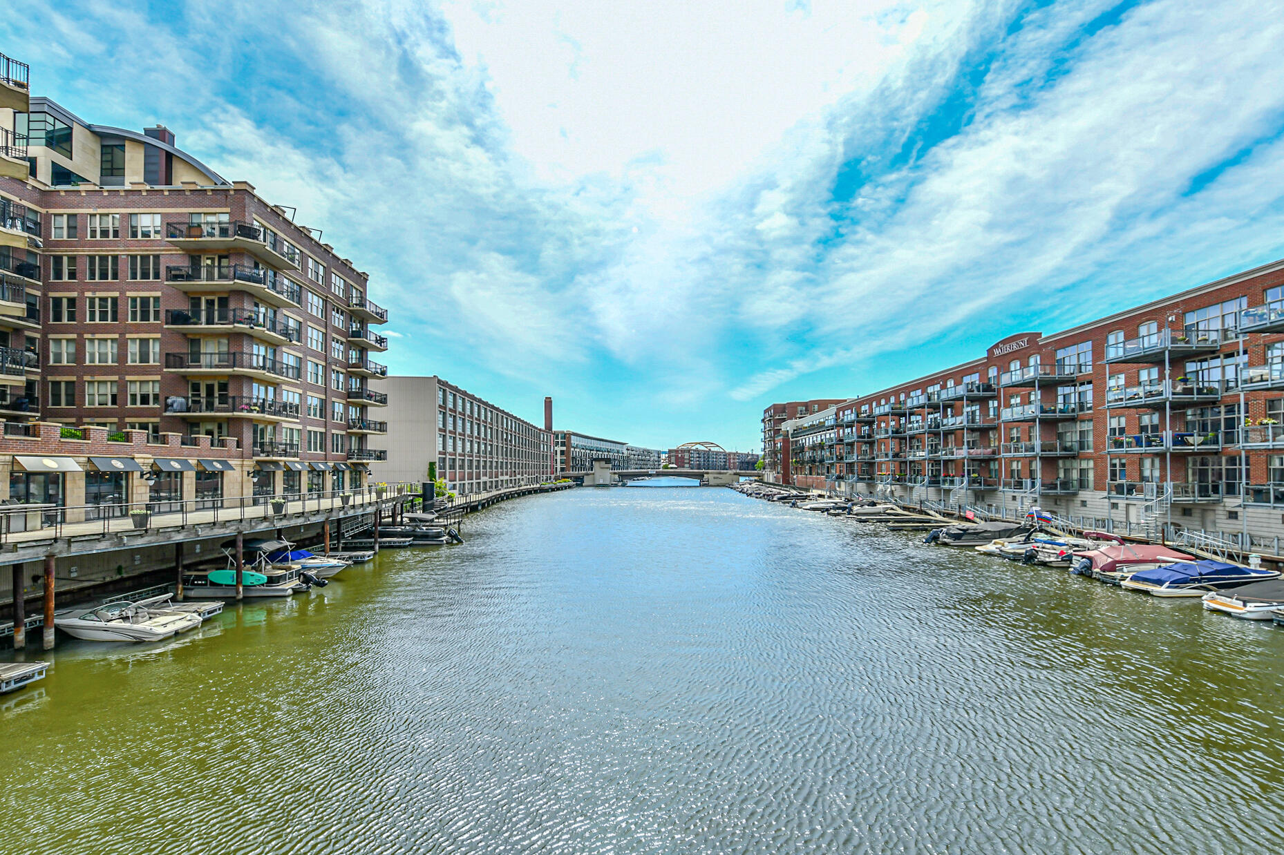 102 N Water St Unit: 511