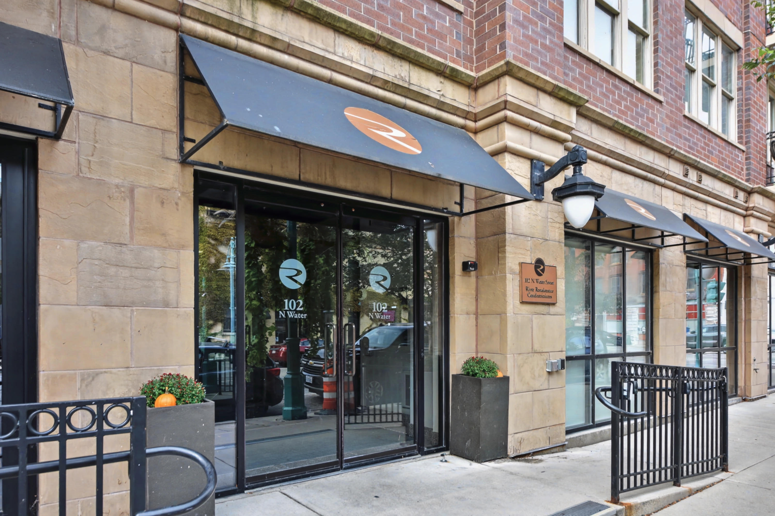 102 N Water St Unit: 511