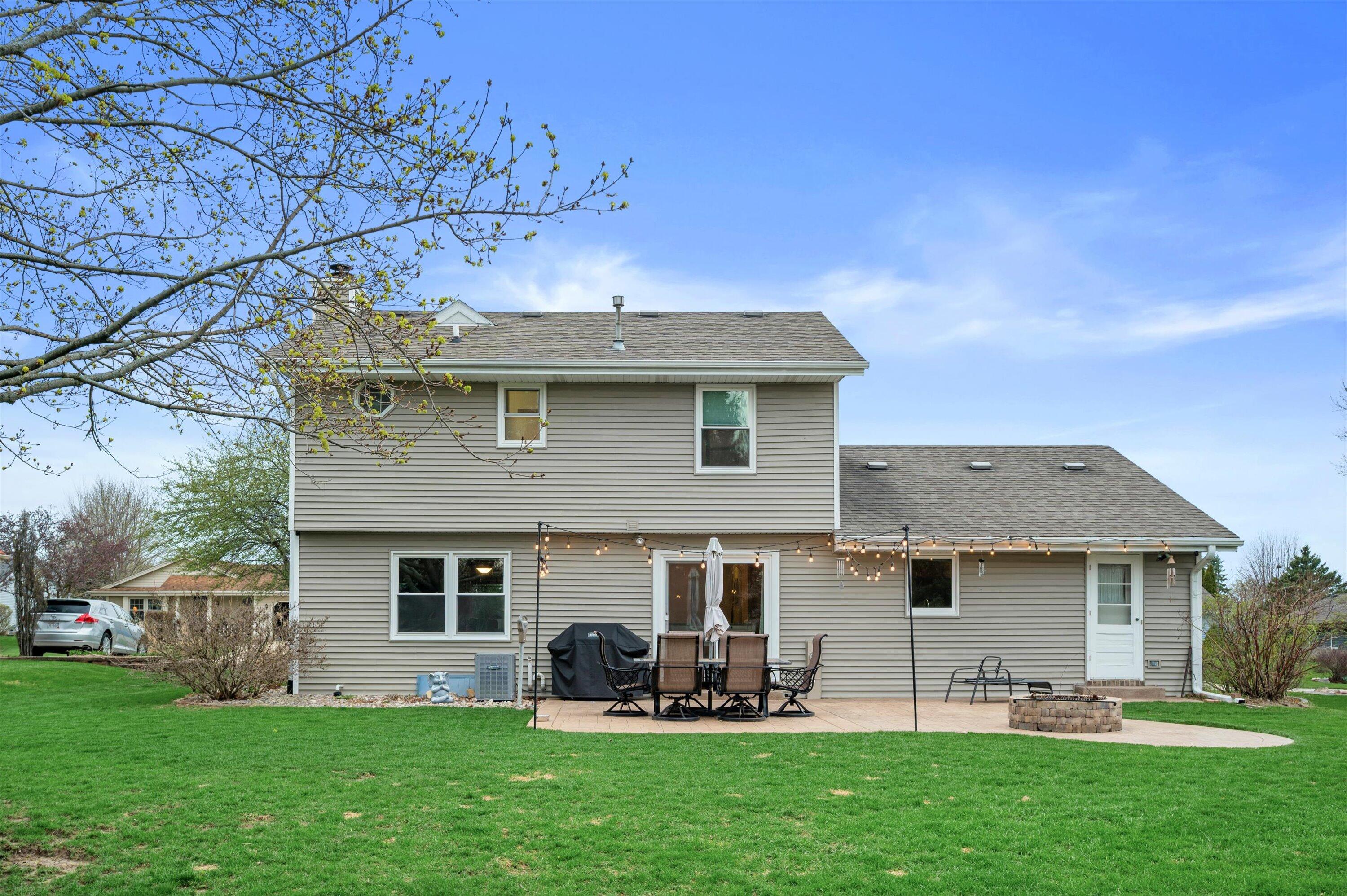 W162N10528 Auburn Ln