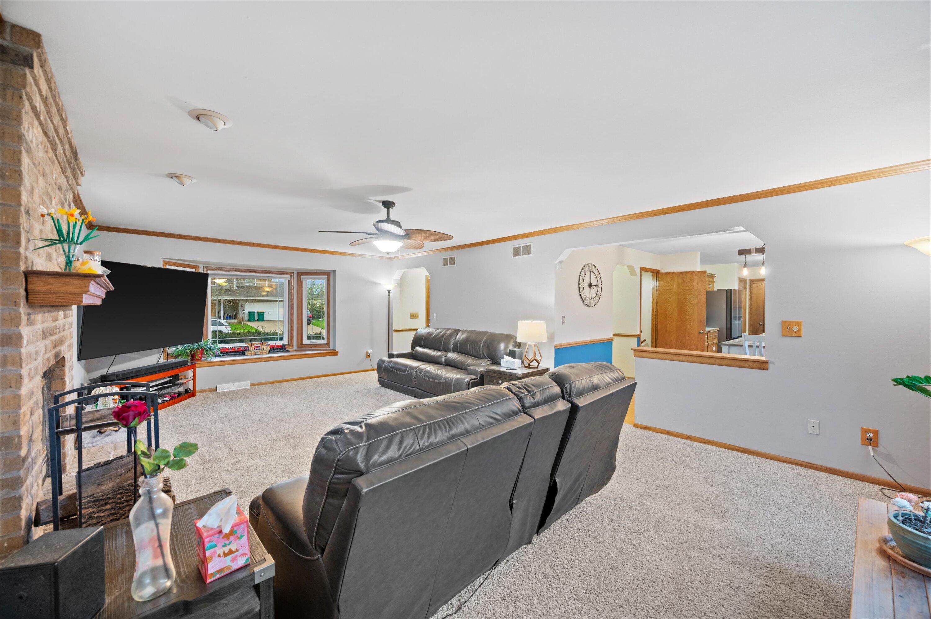W162N10528 Auburn Ln