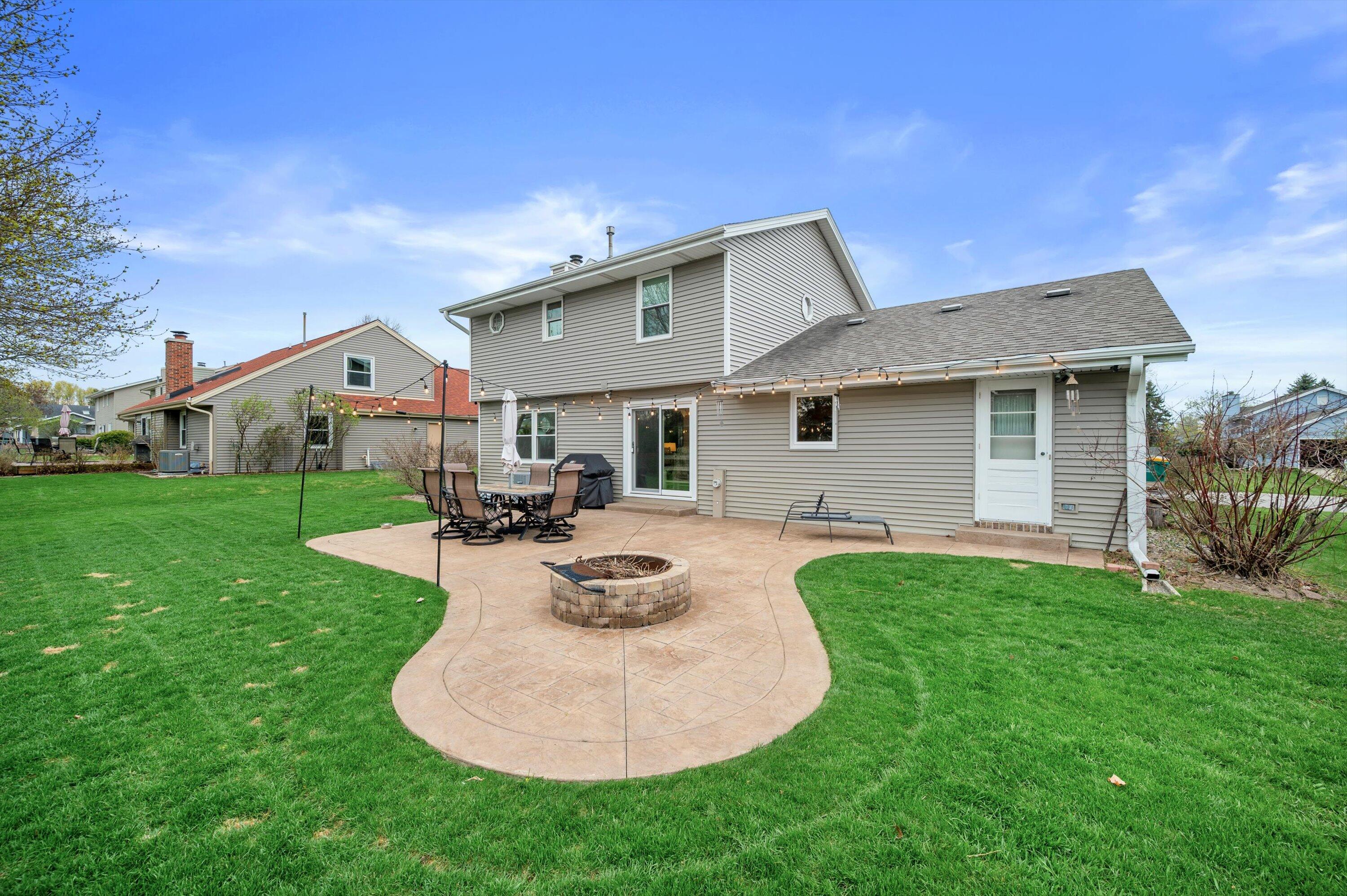 W162N10528 Auburn Ln