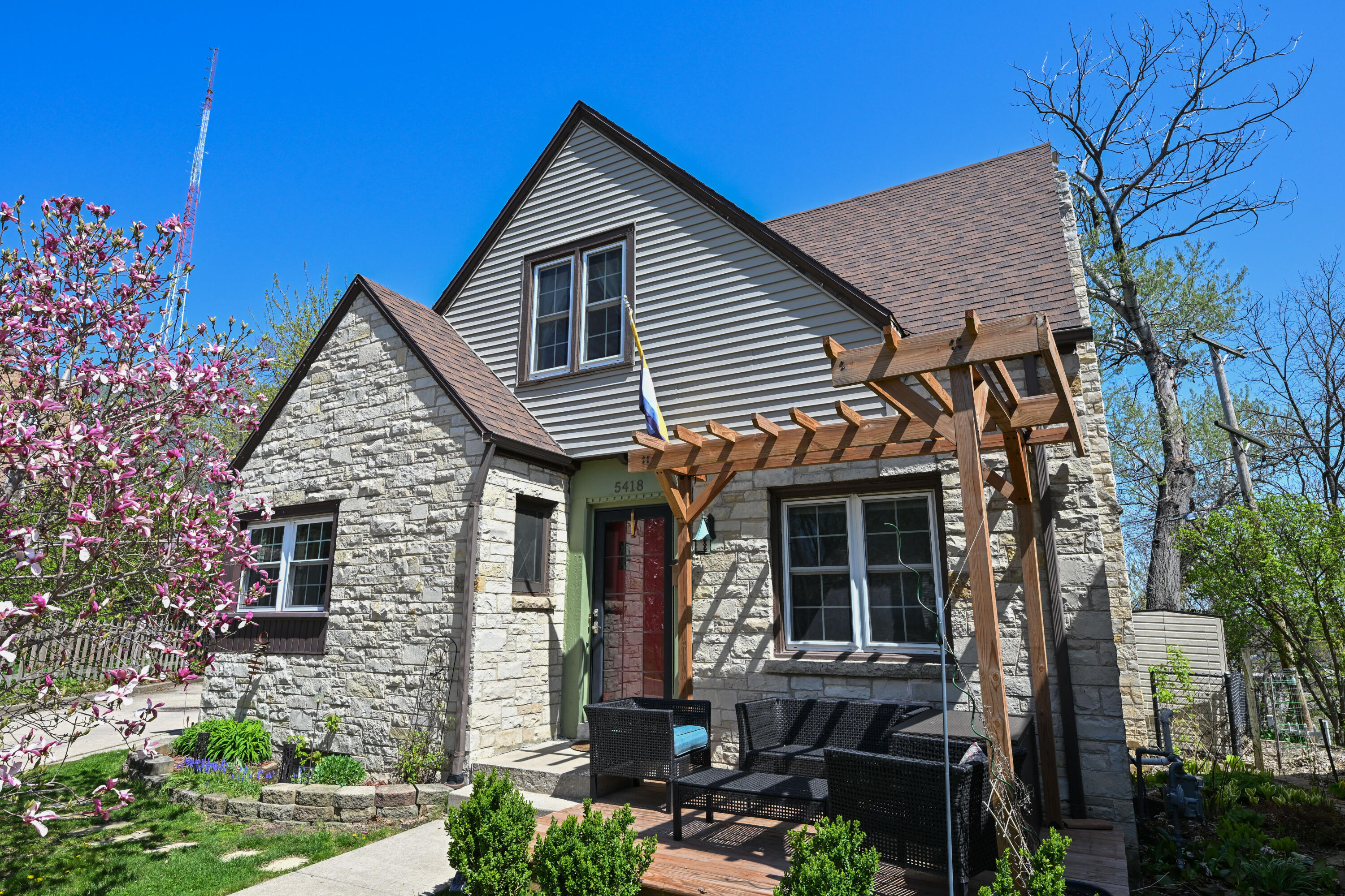 5418 W Notre Dame Ct