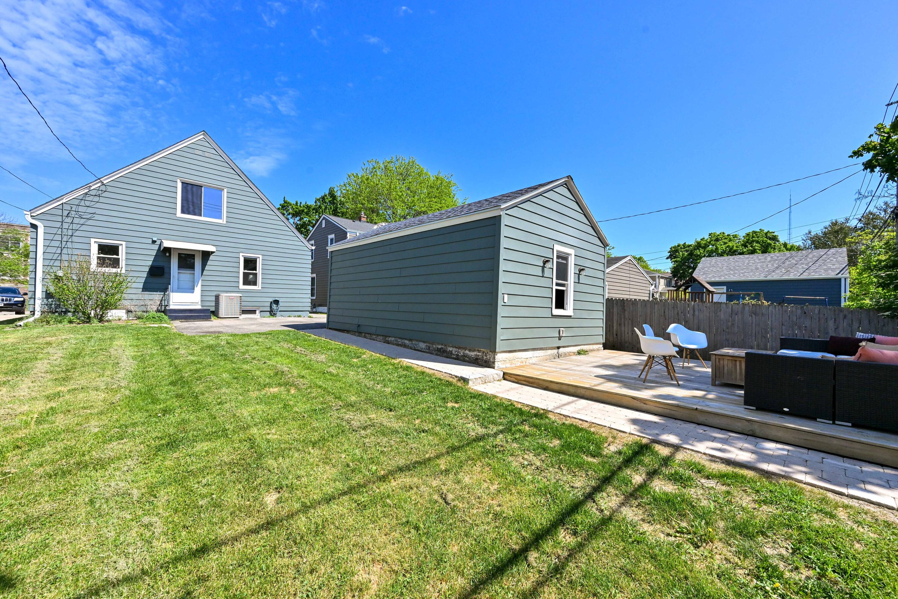 4751 N Marlborough Dr