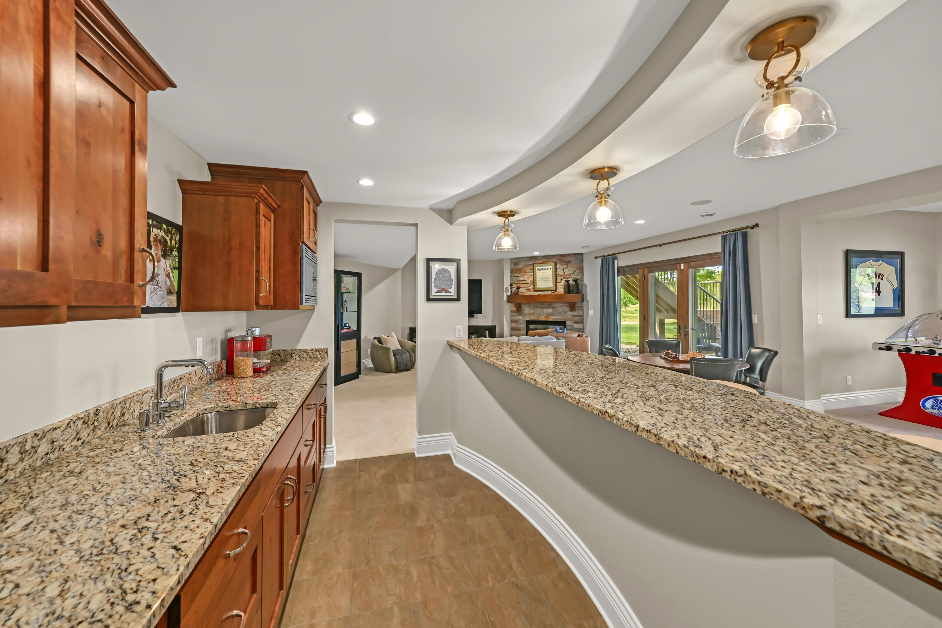 11511 N Oakview Ct
