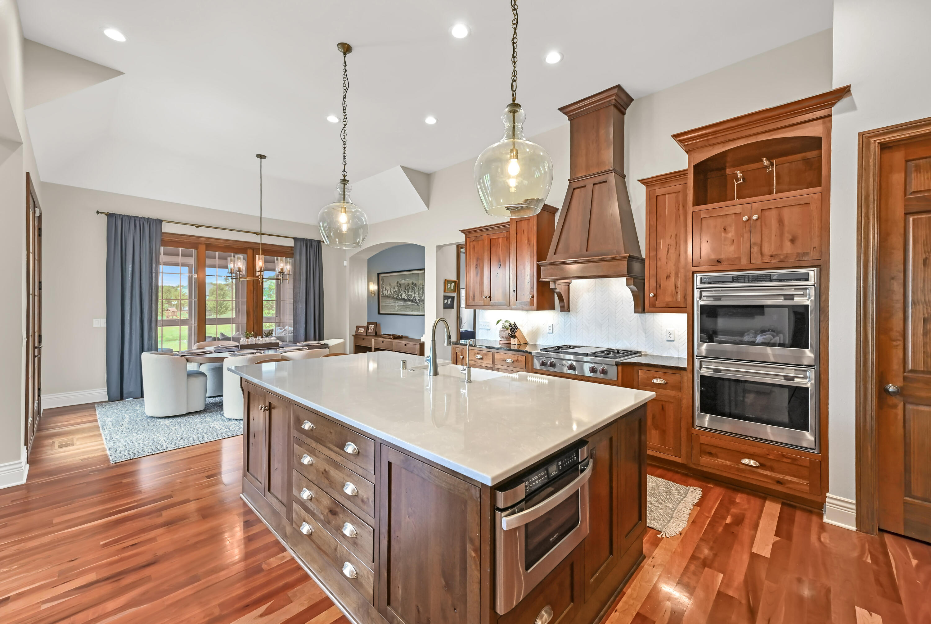 11511 N Oakview Ct