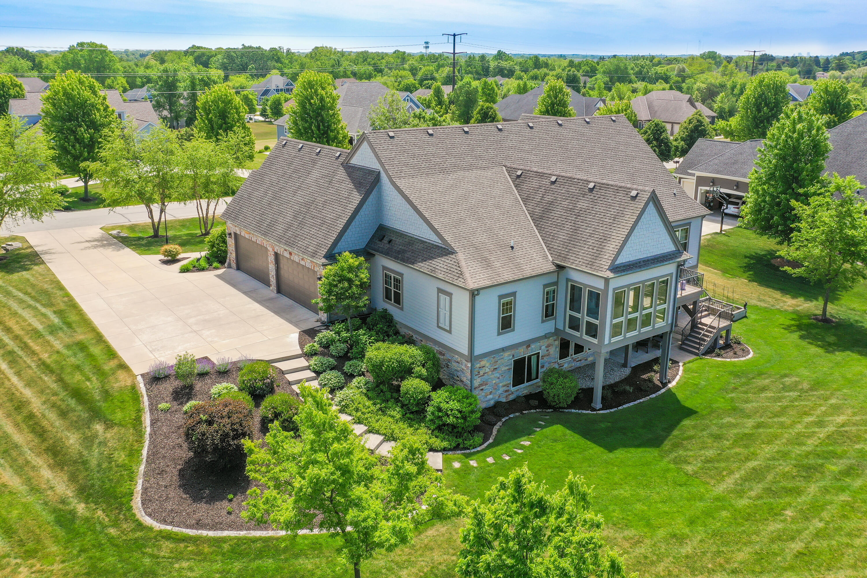11511 N Oakview Ct