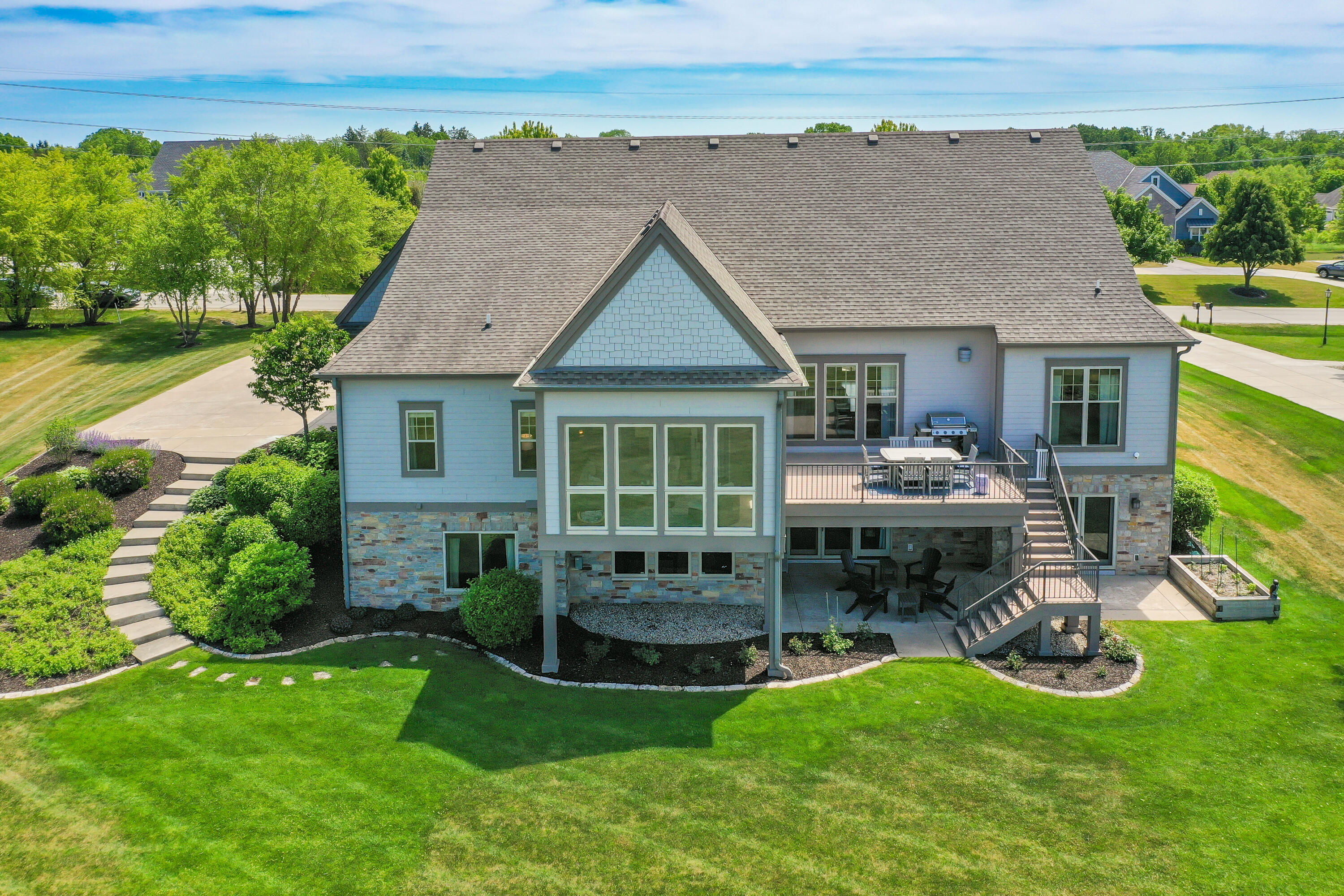 11511 N Oakview Ct