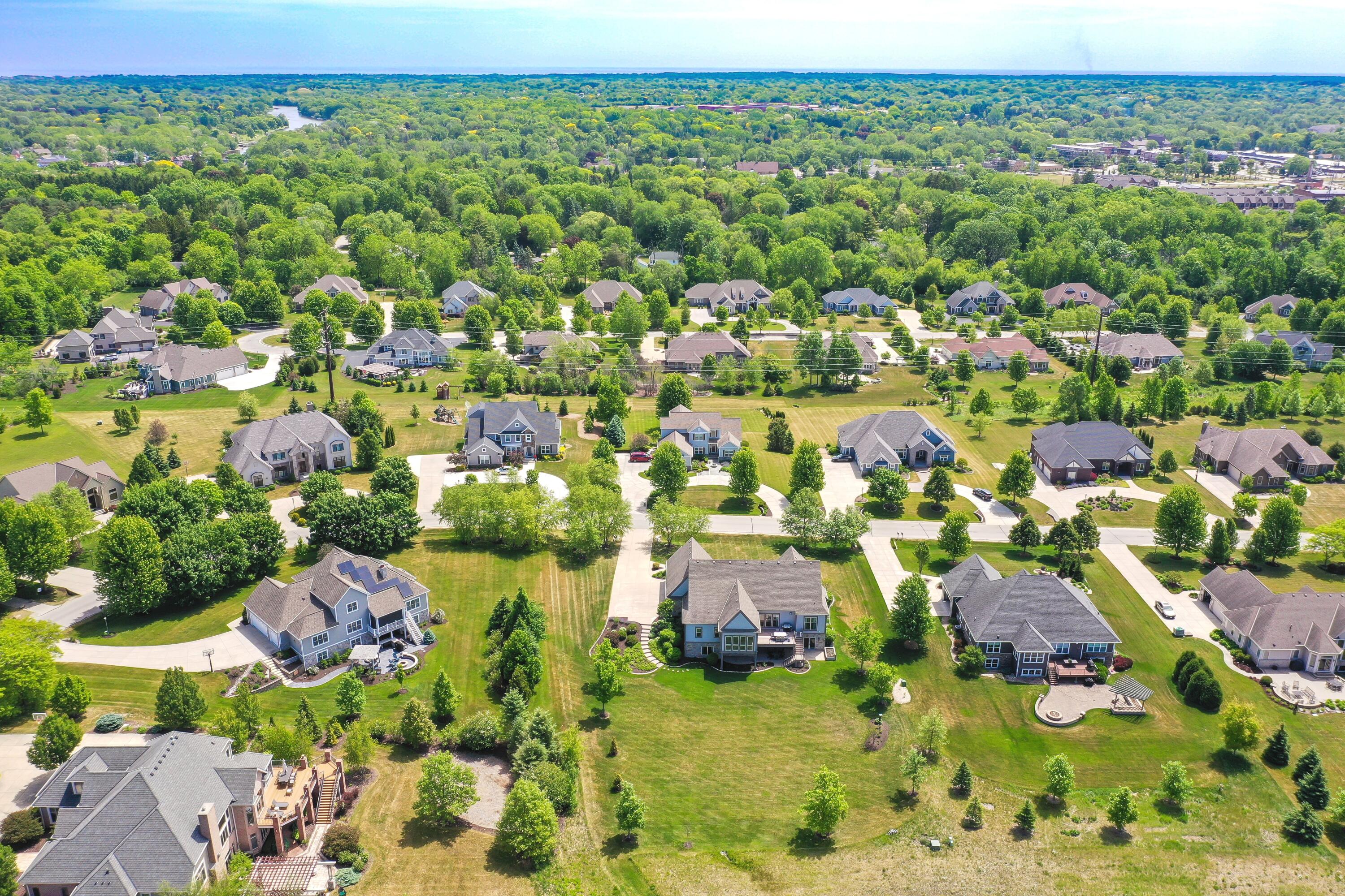 11511 N Oakview Ct