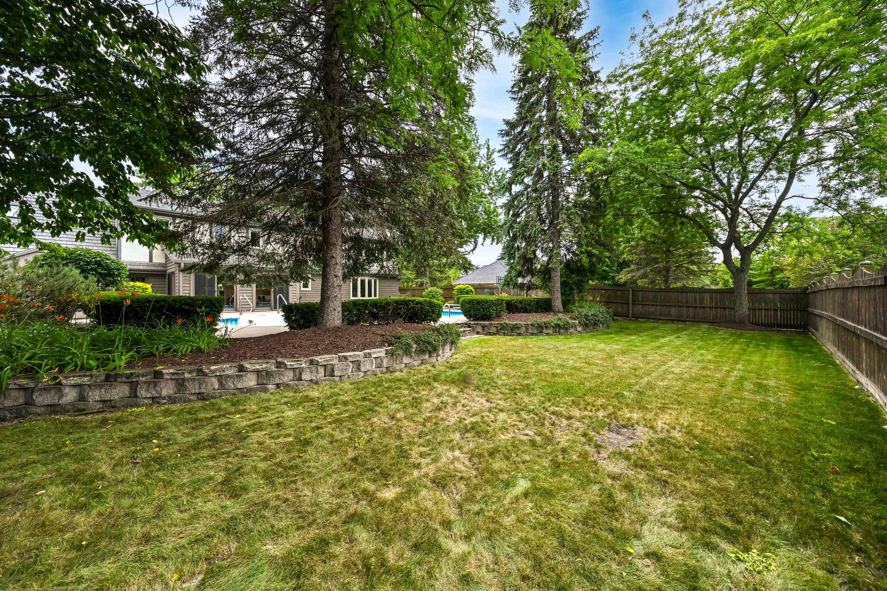 11115 N Wyngate Trce