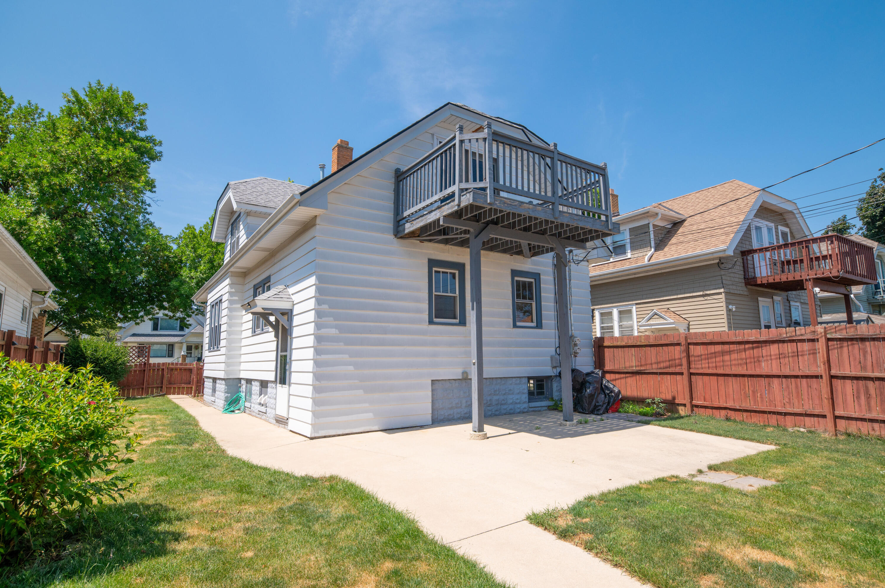 3036 S 47th St