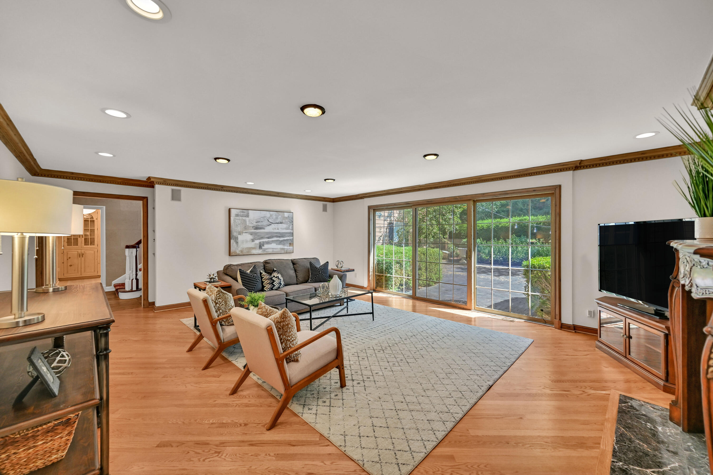 229 W Indian Creek Ct