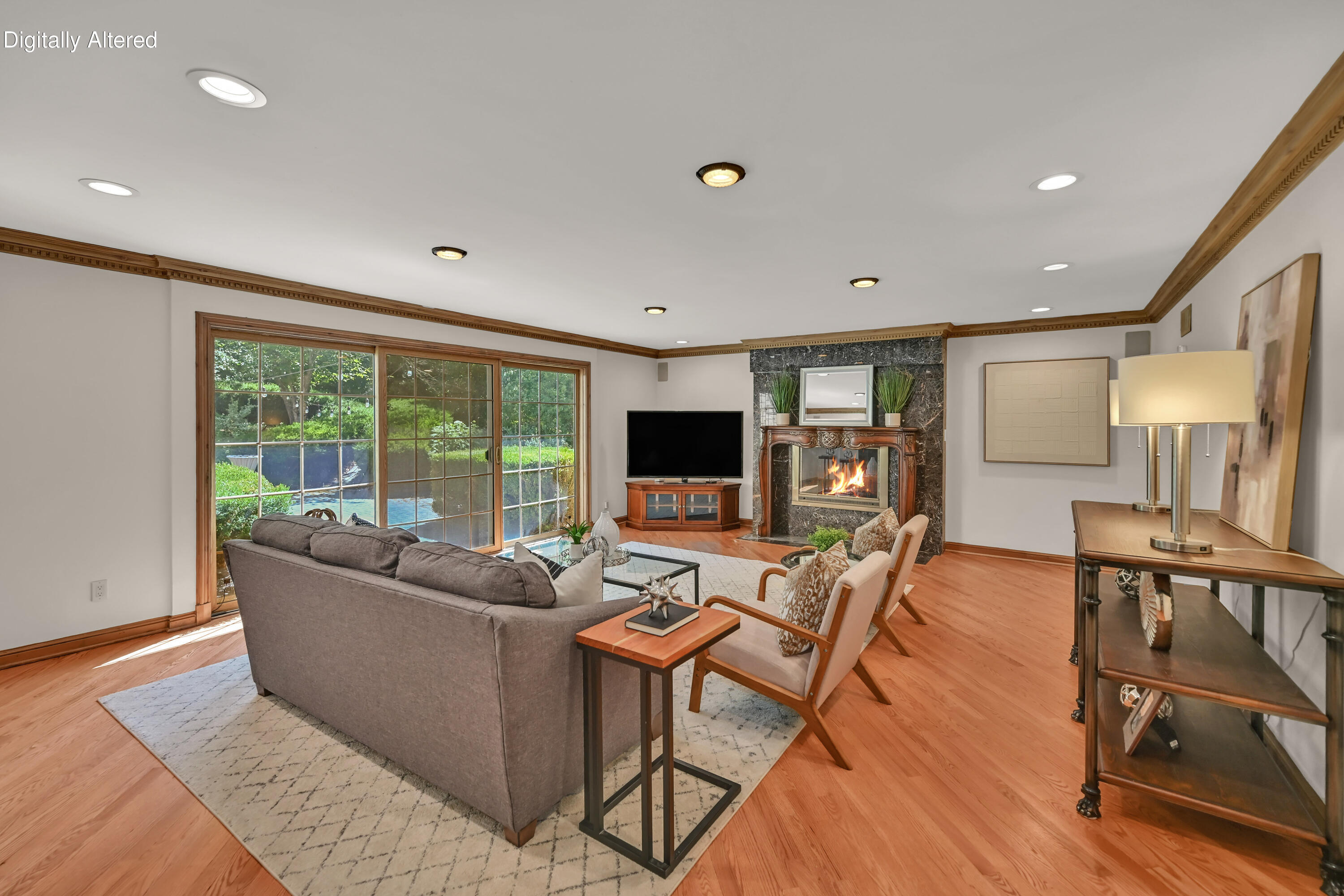 229 W Indian Creek Ct