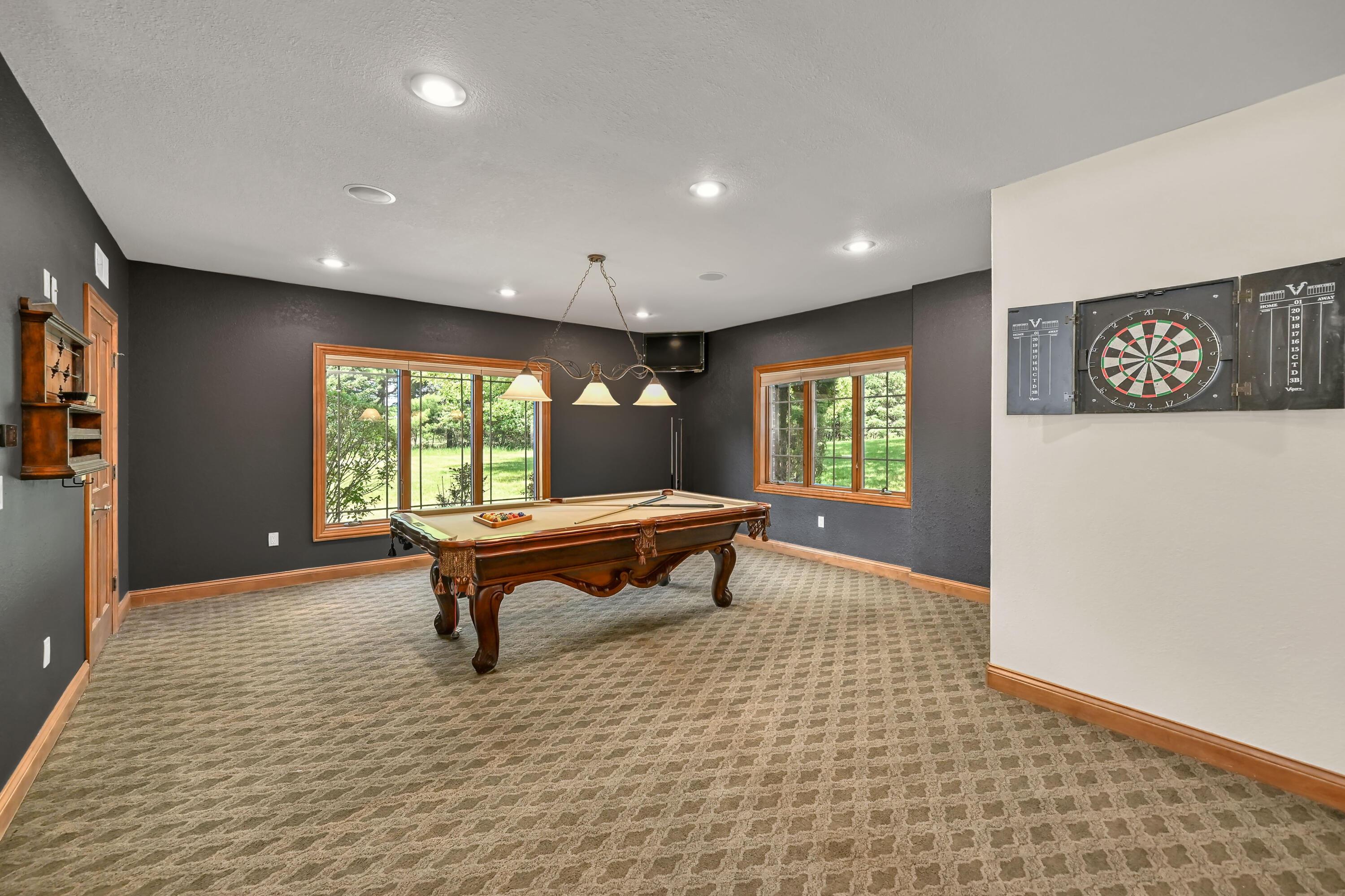 3277 N Canterbury Ln