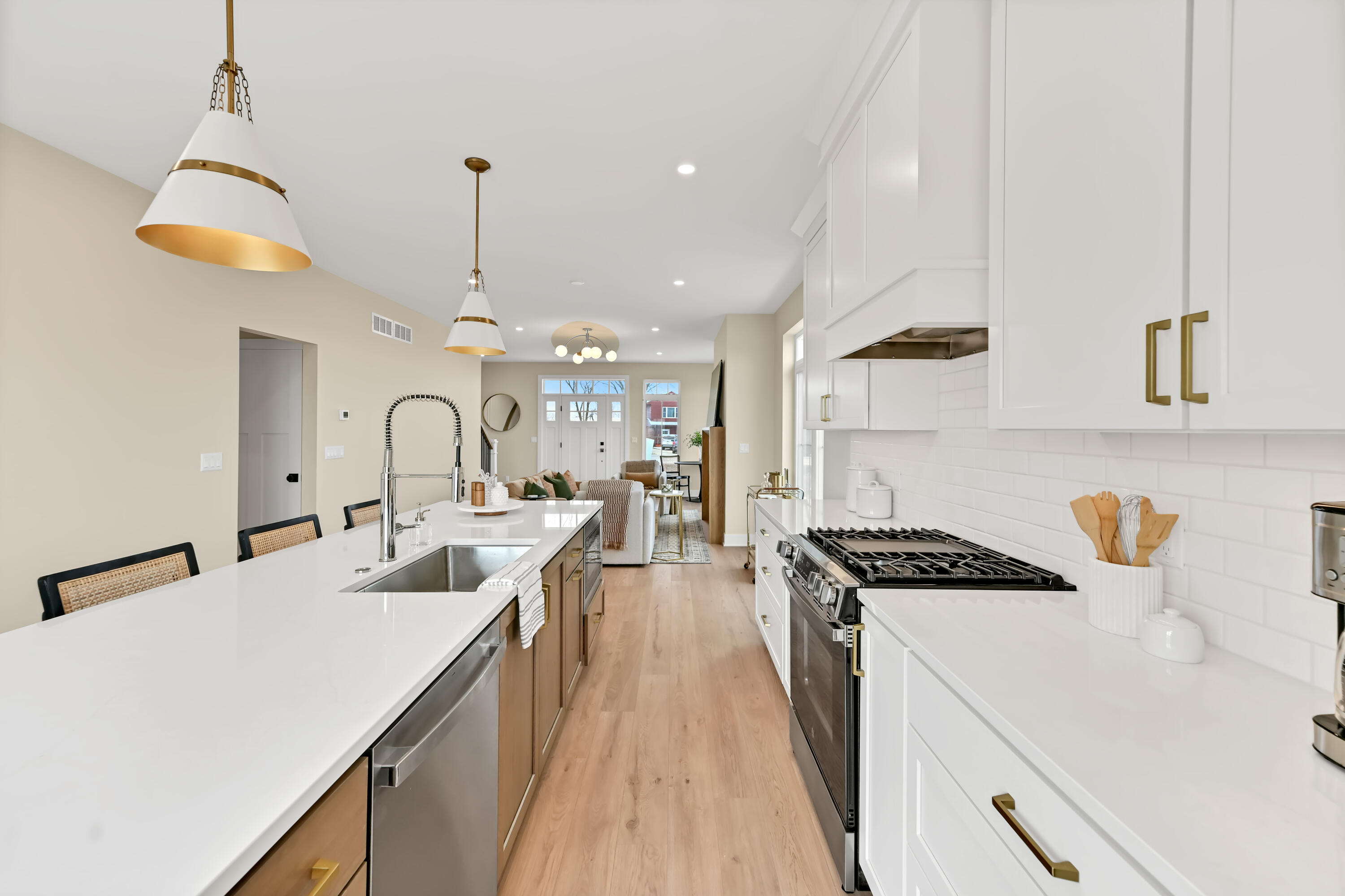 498 Bastle Wynd -, 10