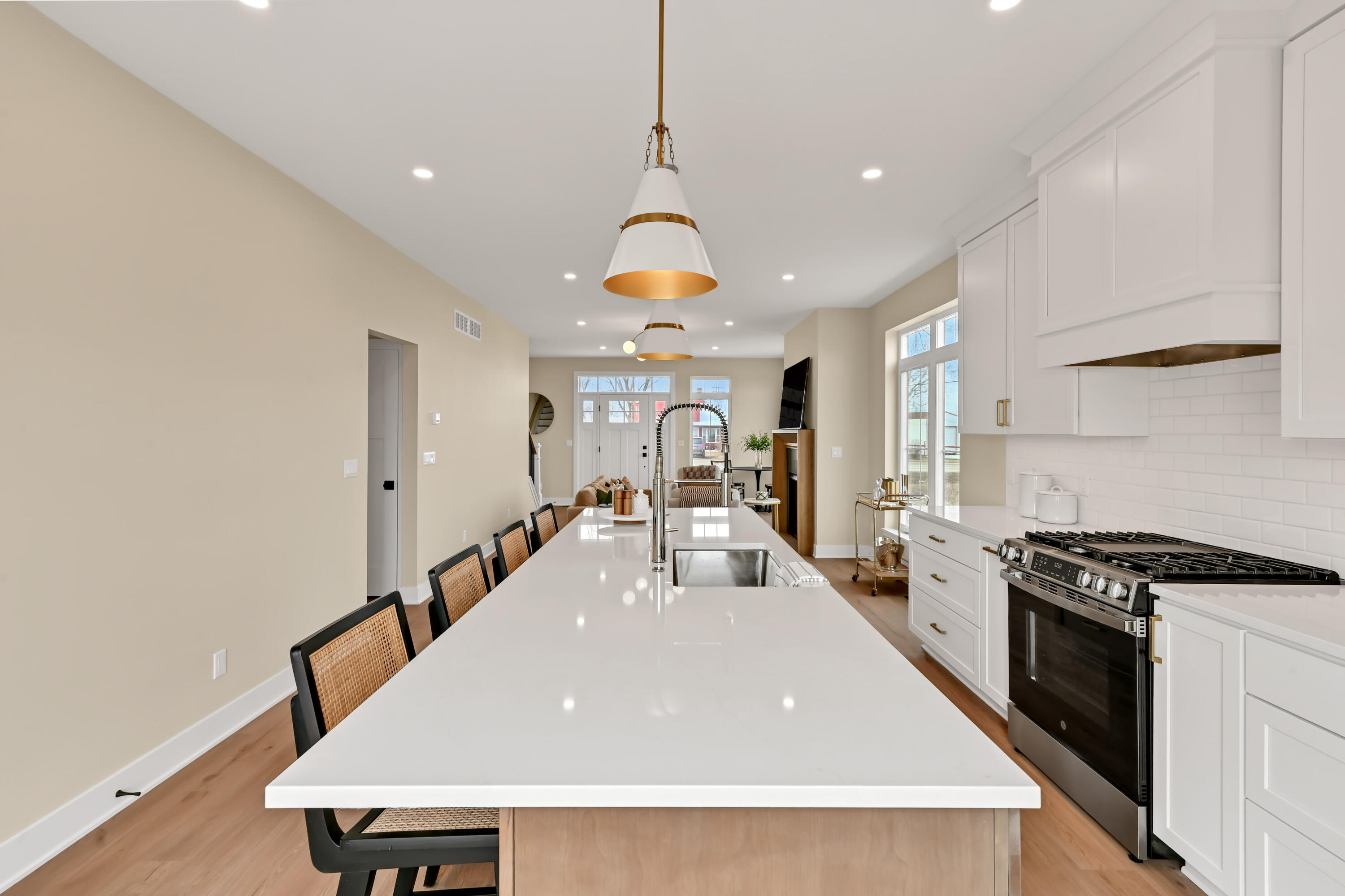 498 Bastle Wynd -, 10