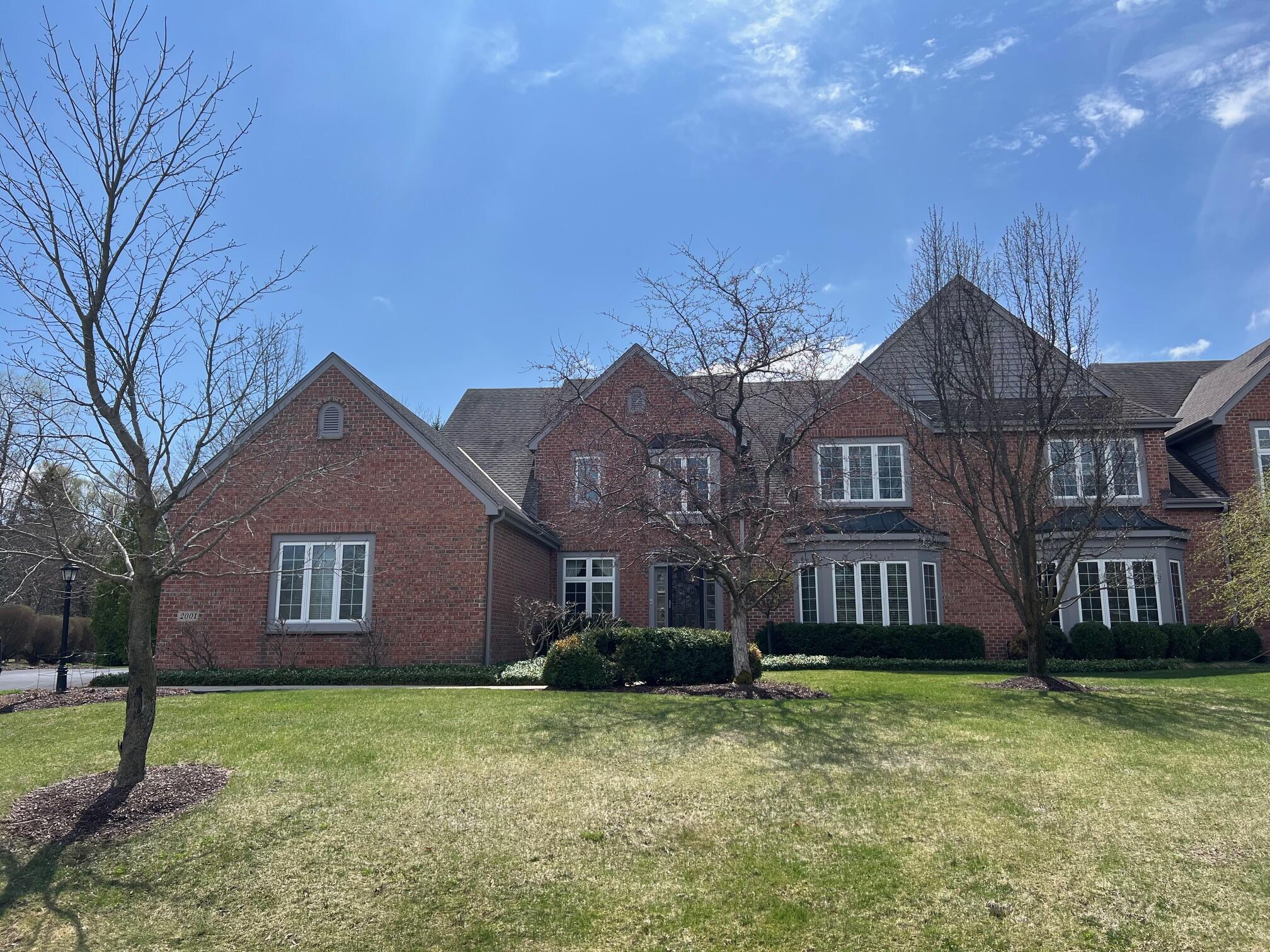 2001 W Hidden Reserve Ct