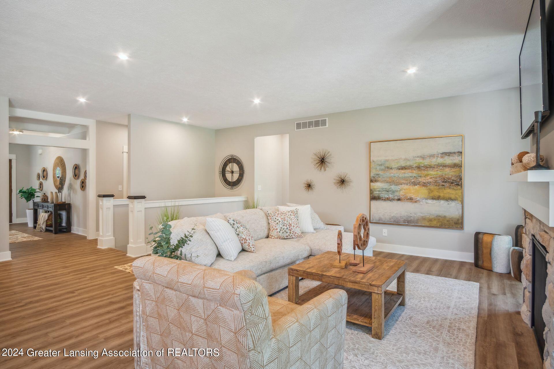 14010 Pristine Court, DeWitt