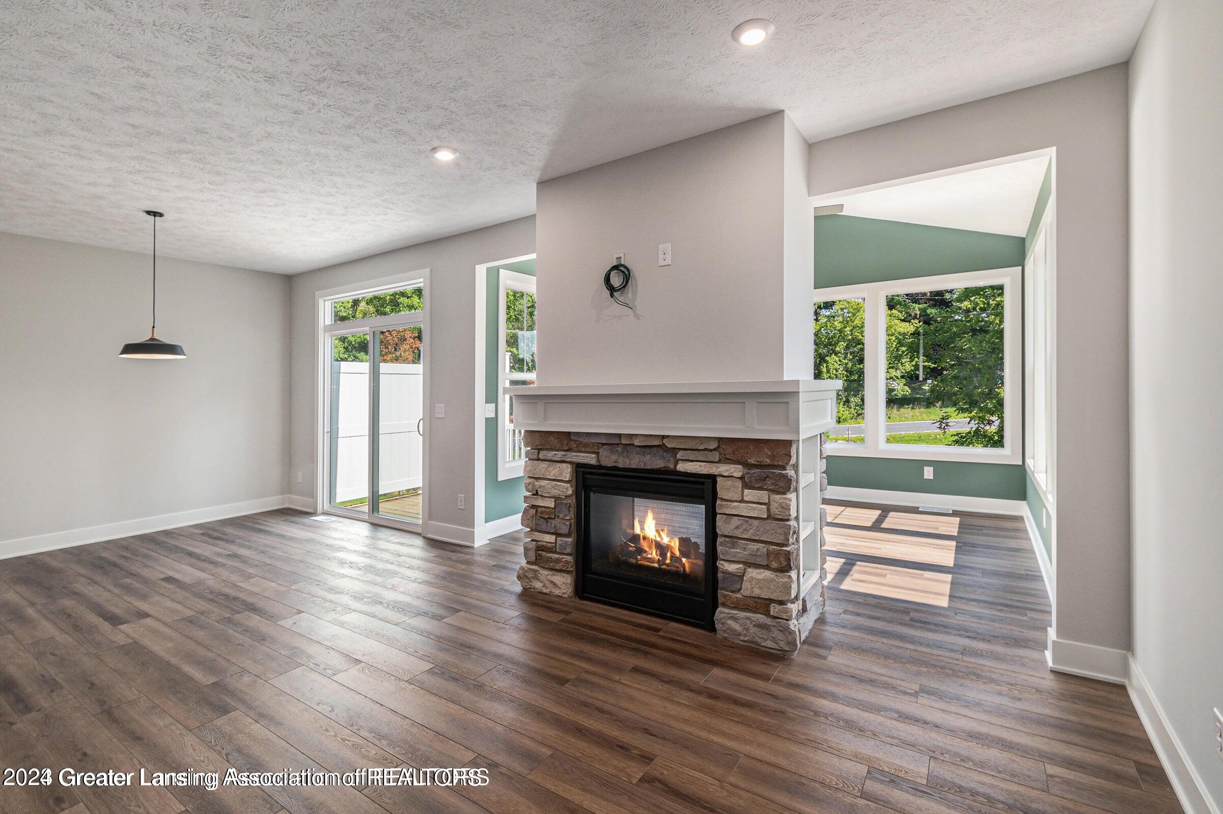 14045 Pristine Court, DeWitt