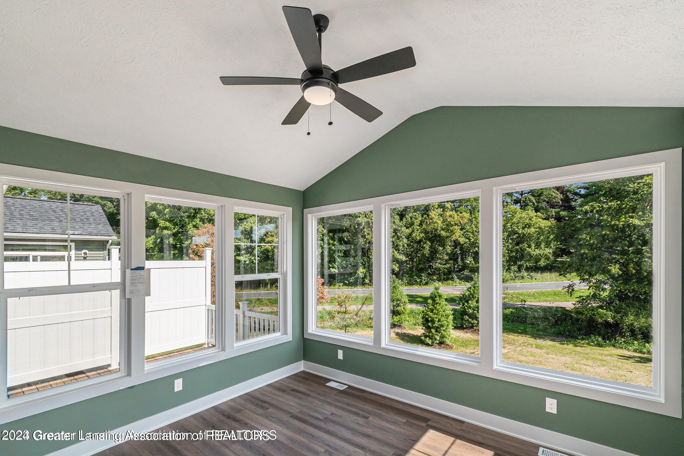 14045 Pristine Court, DeWitt