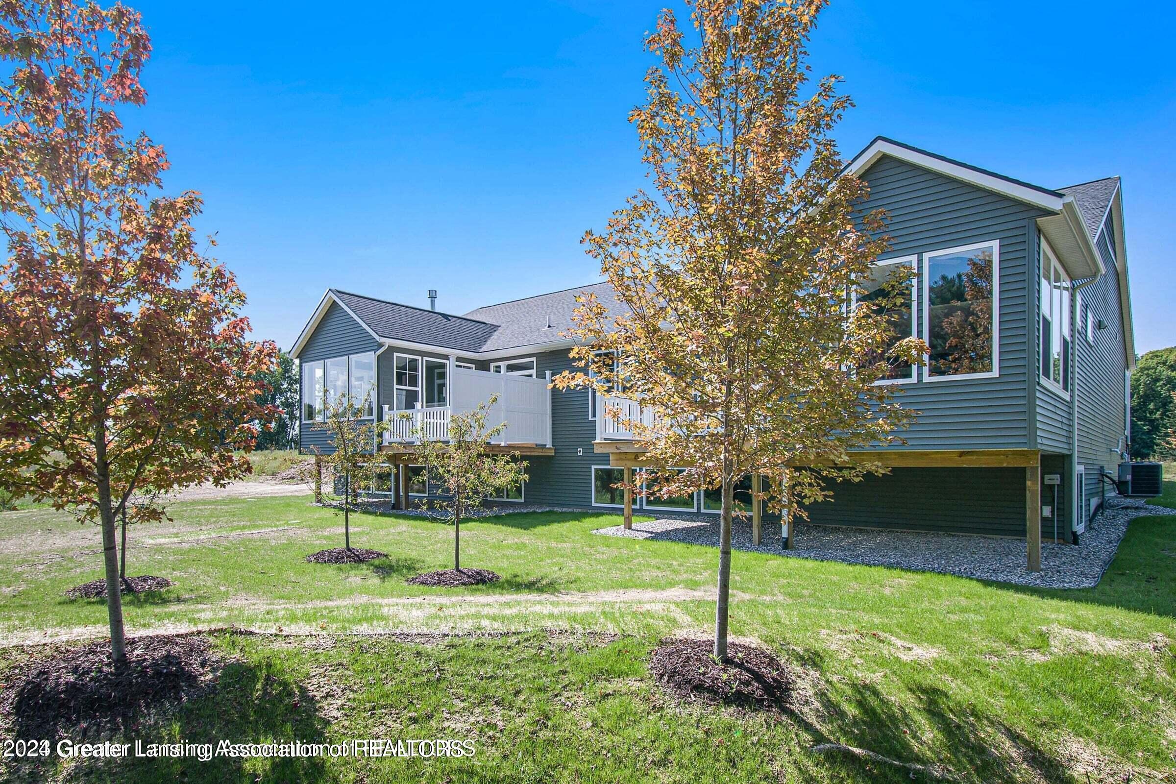 14045 Pristine Court, DeWitt