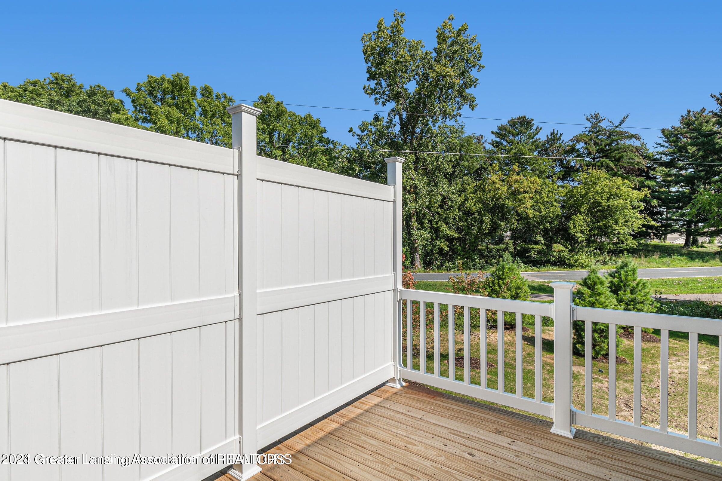 14045 Pristine Court, DeWitt