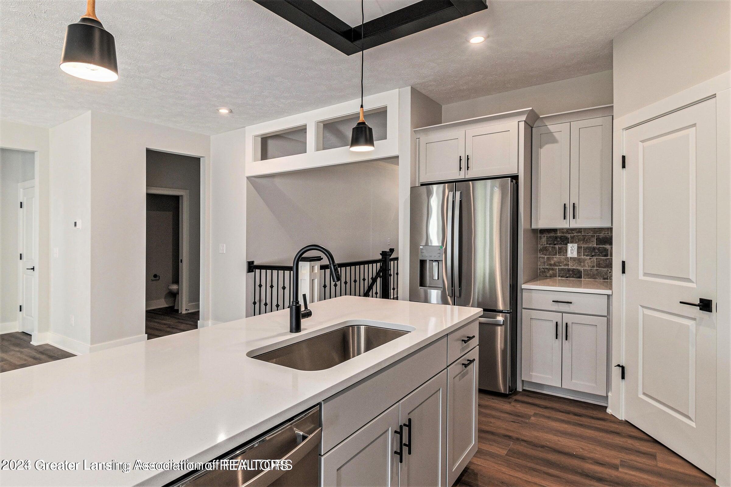 14045 Pristine Court, DeWitt