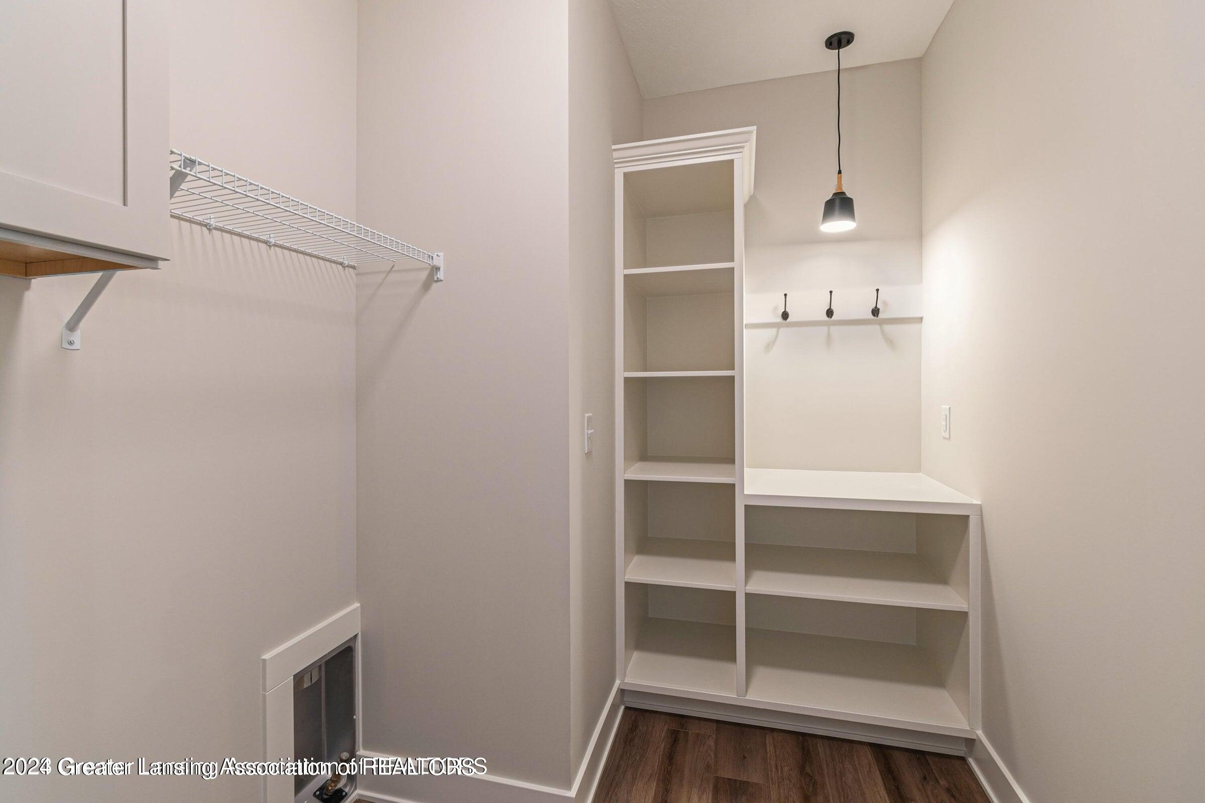 14045 Pristine Court, DeWitt