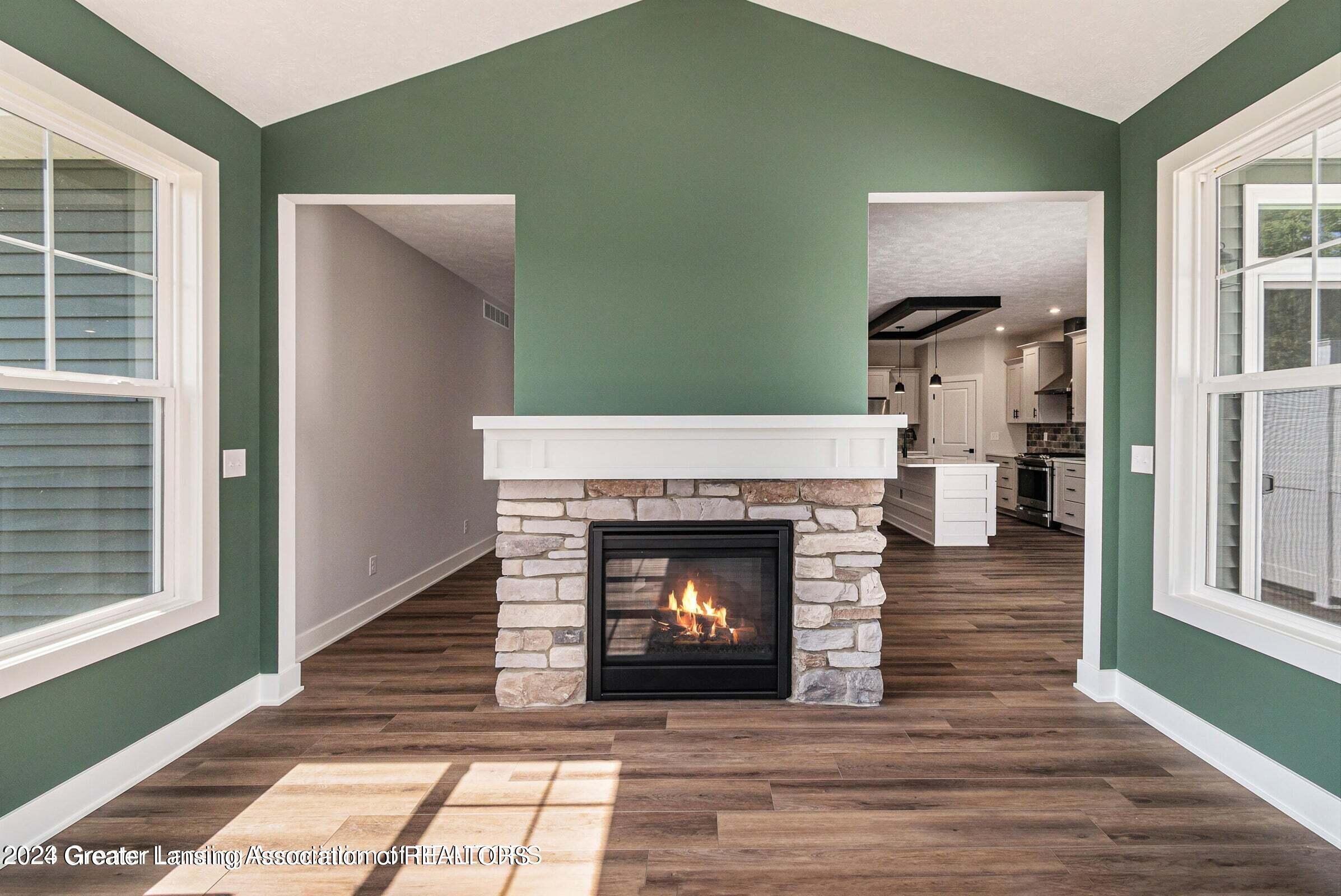 14045 Pristine Court, DeWitt