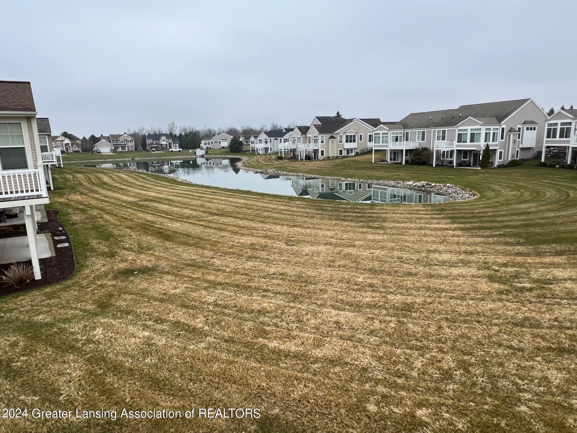 7577 Roxborough Lane
