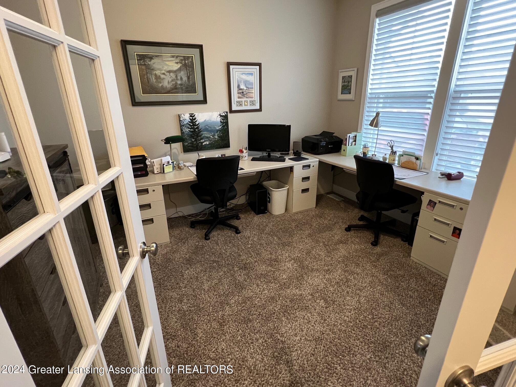 7577 Roxborough Lane