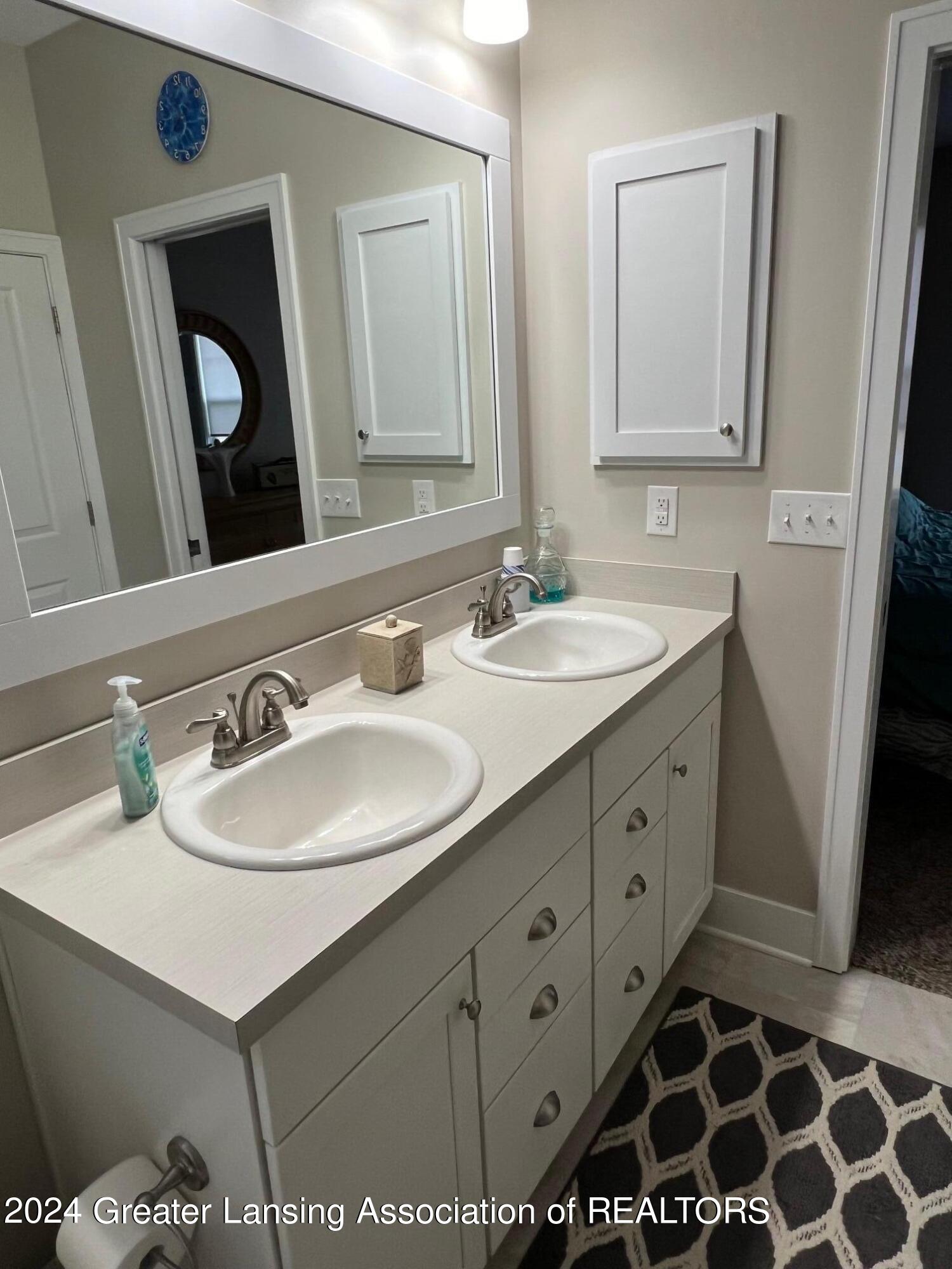 7577 Roxborough Lane