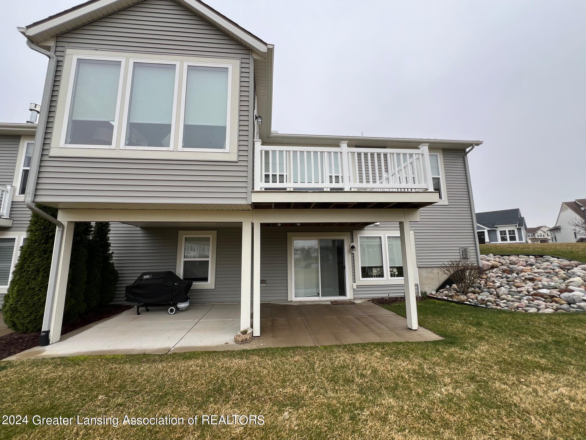 7577 Roxborough Lane