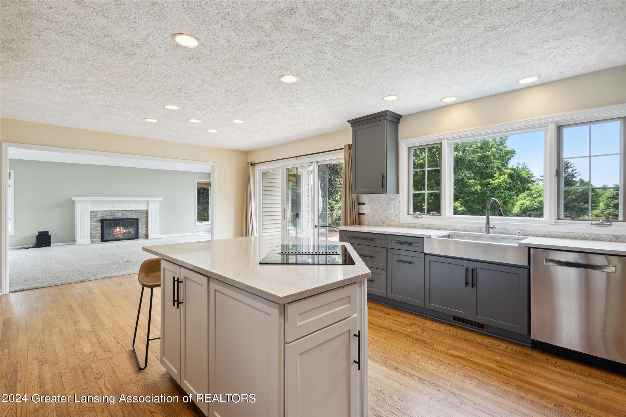 5123 Barton Road