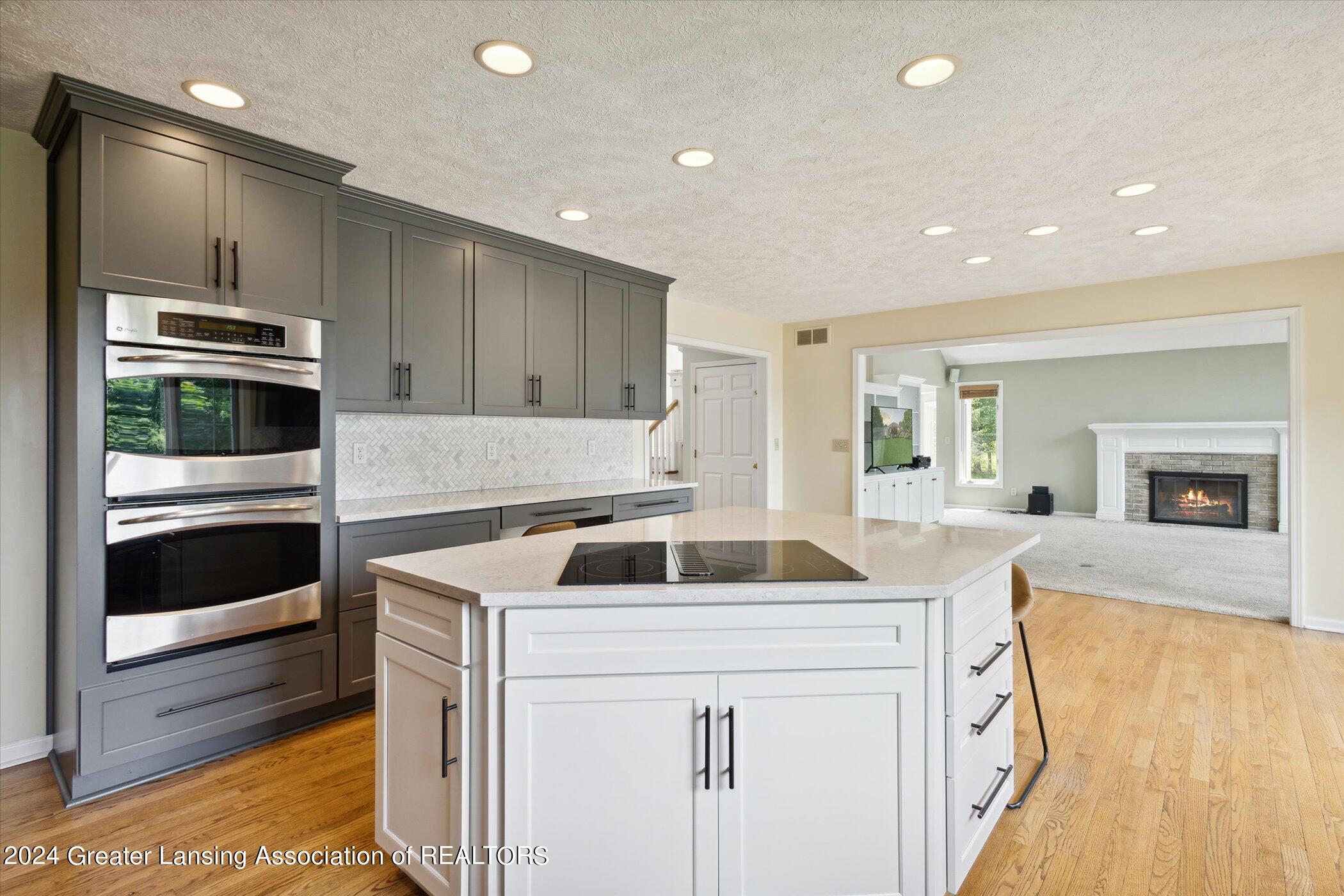 5123 Barton Road