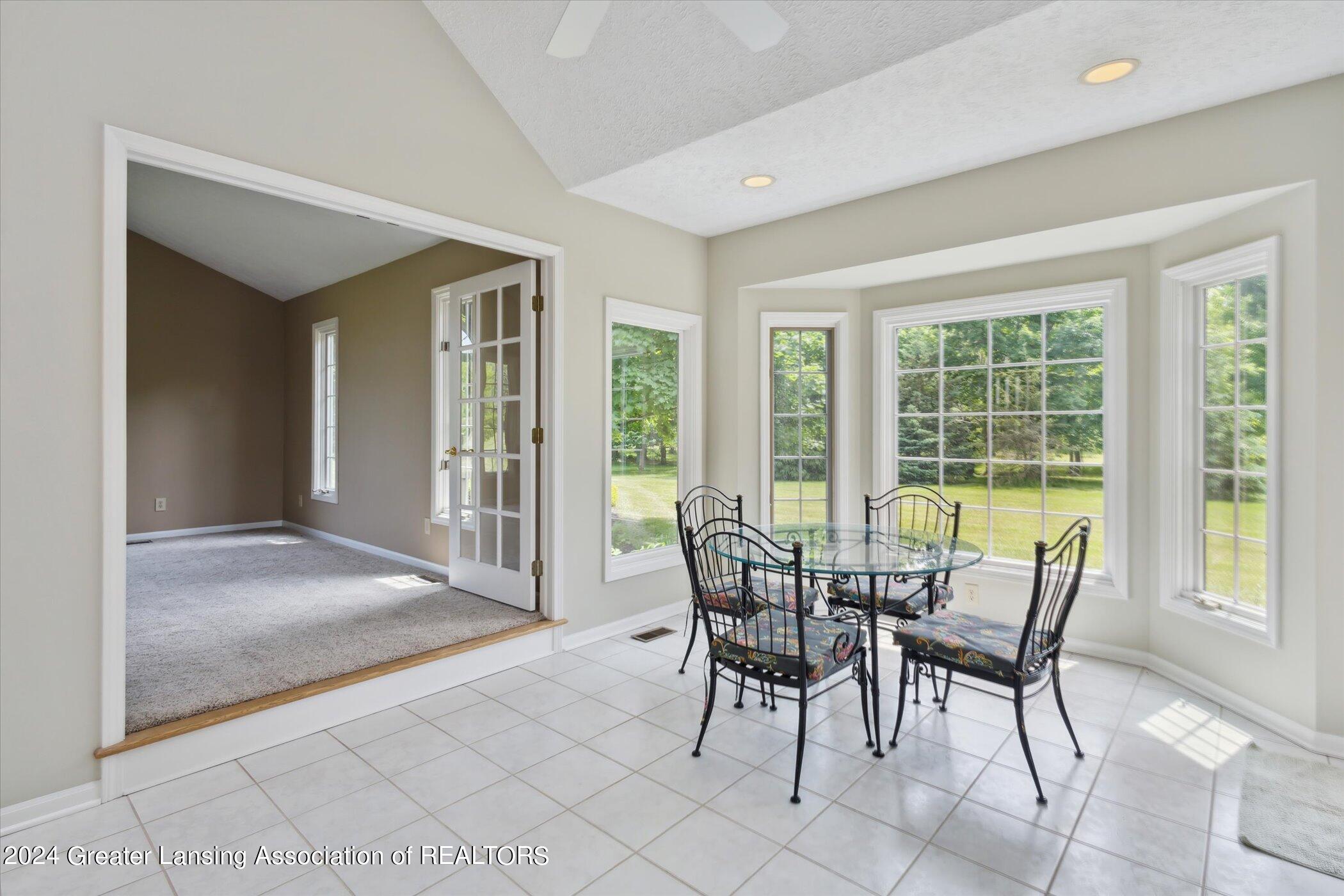 5123 Barton Road