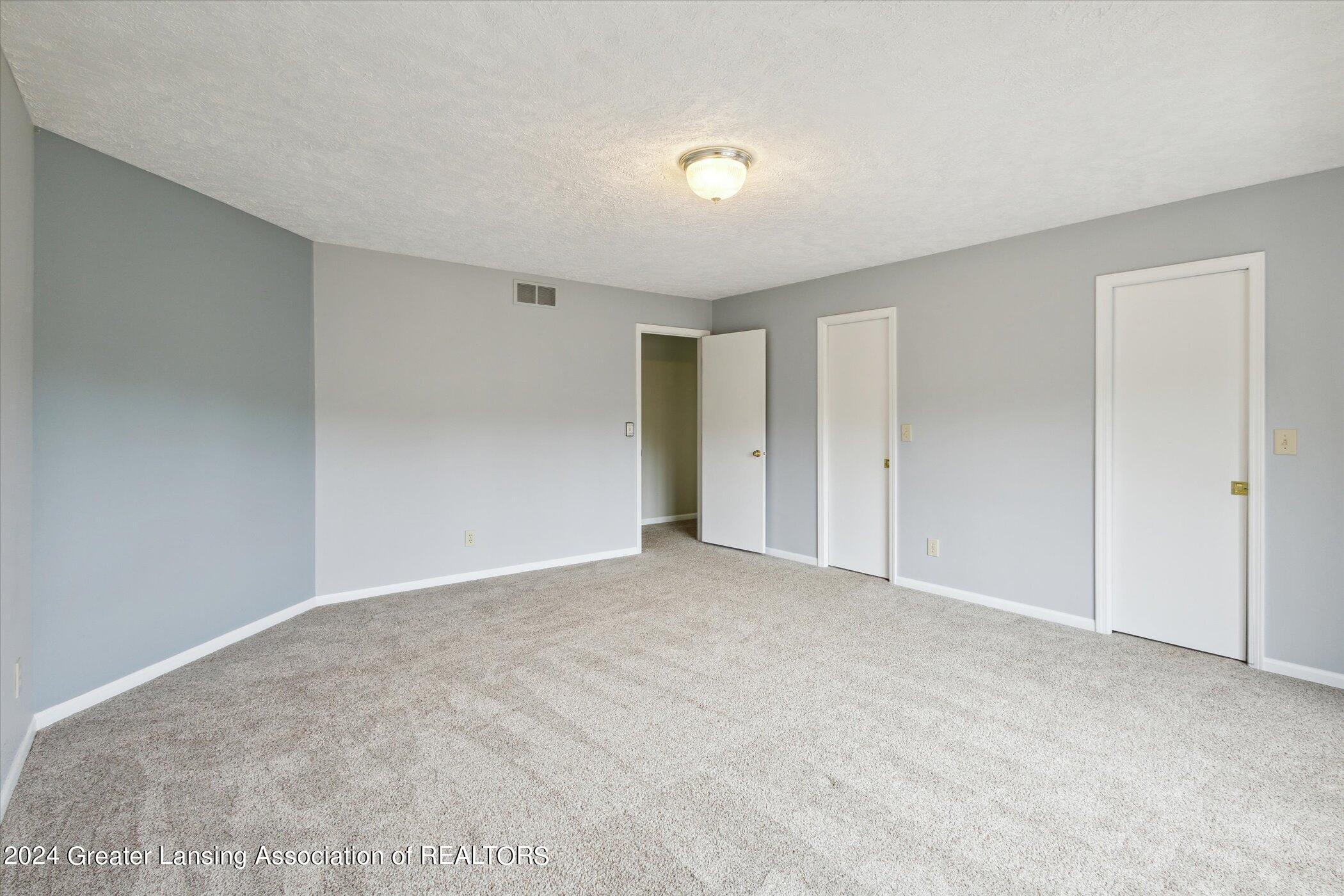 5123 Barton Road