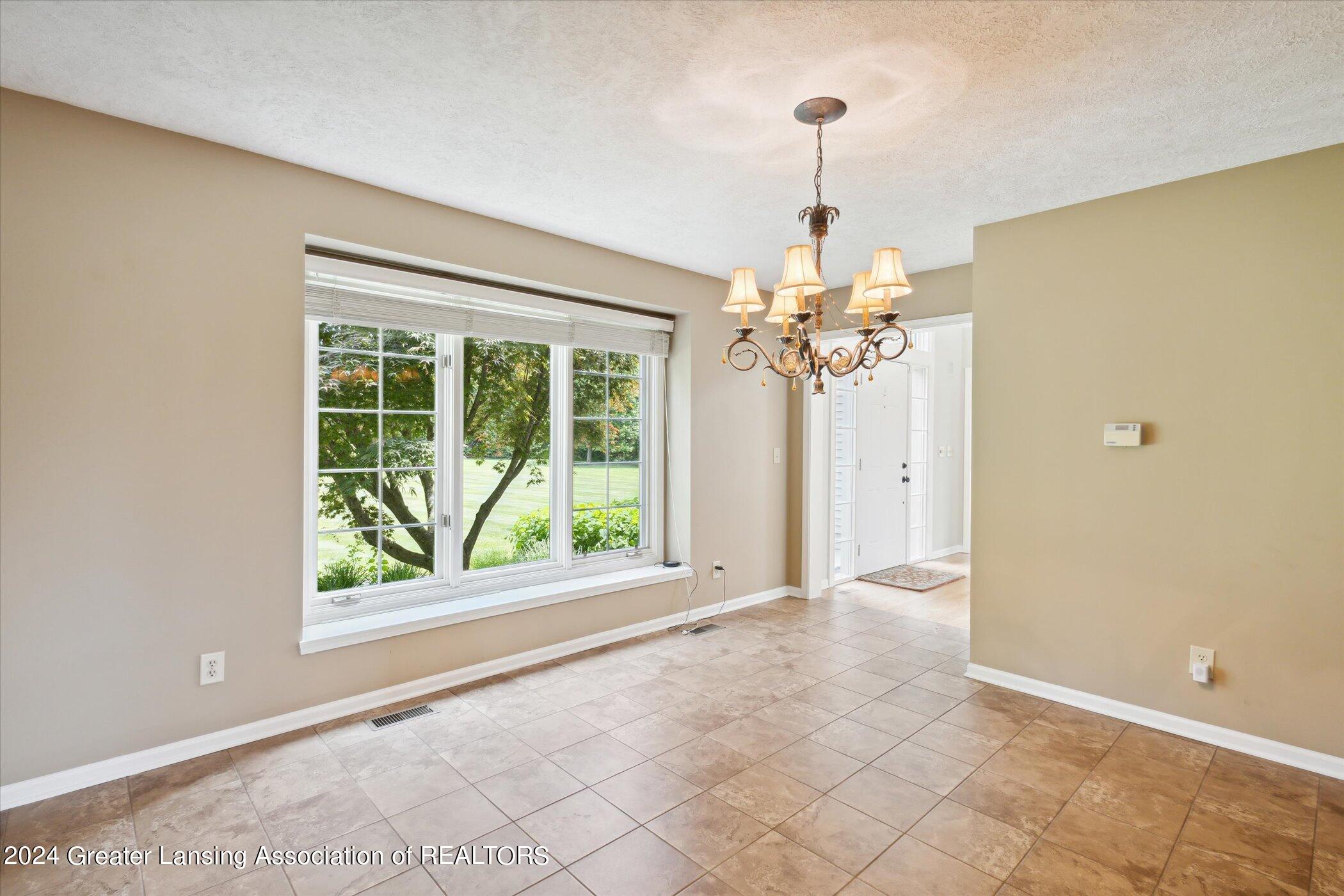 5123 Barton Road