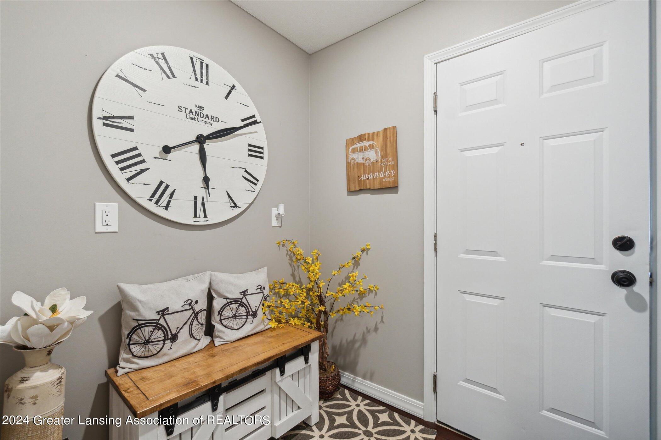 3496 Honeywood Lane, DeWitt