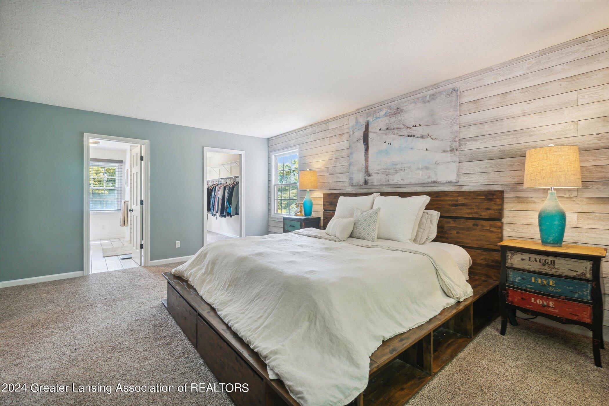 3496 Honeywood Lane, DeWitt