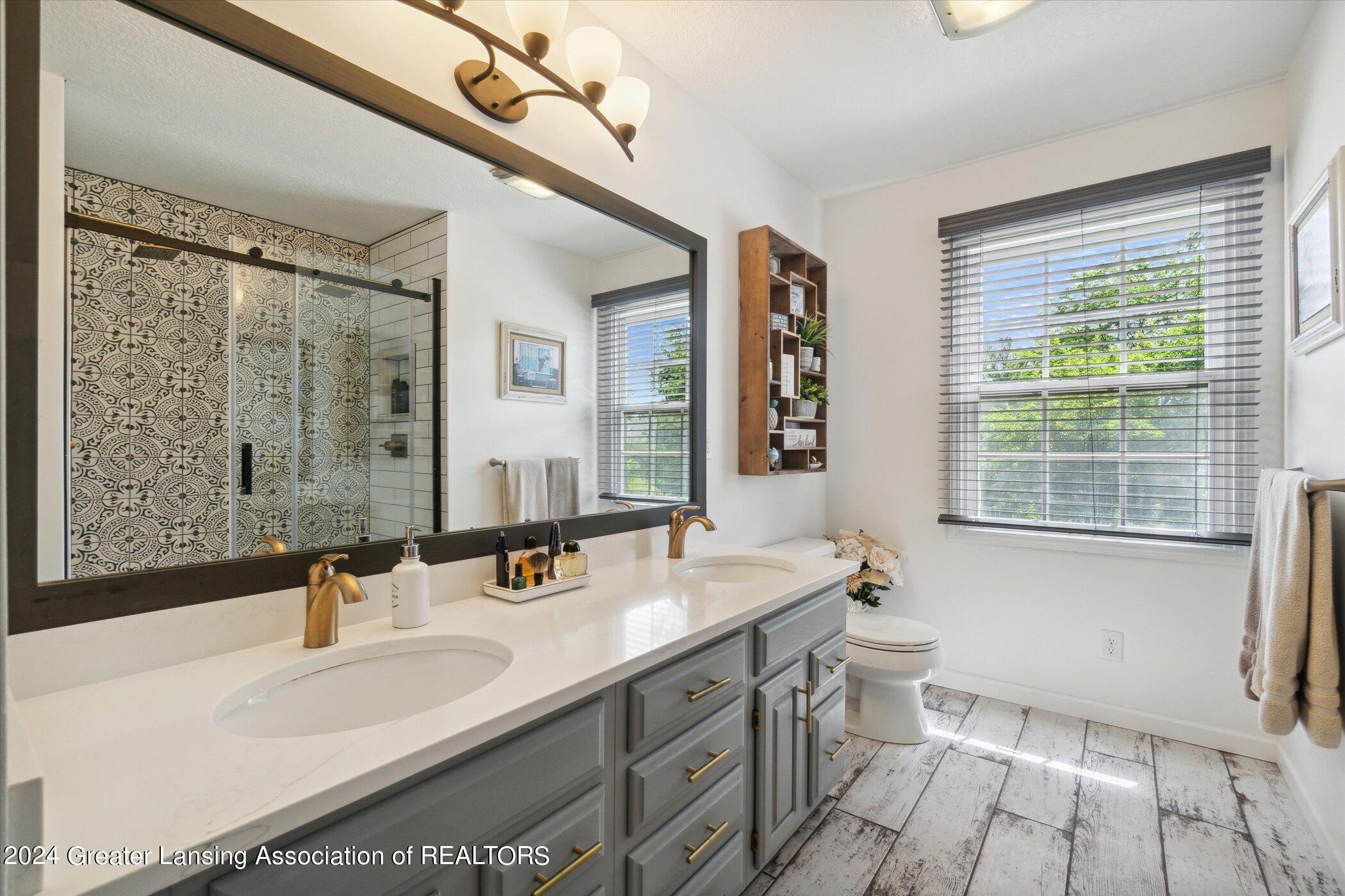 3496 Honeywood Lane, DeWitt