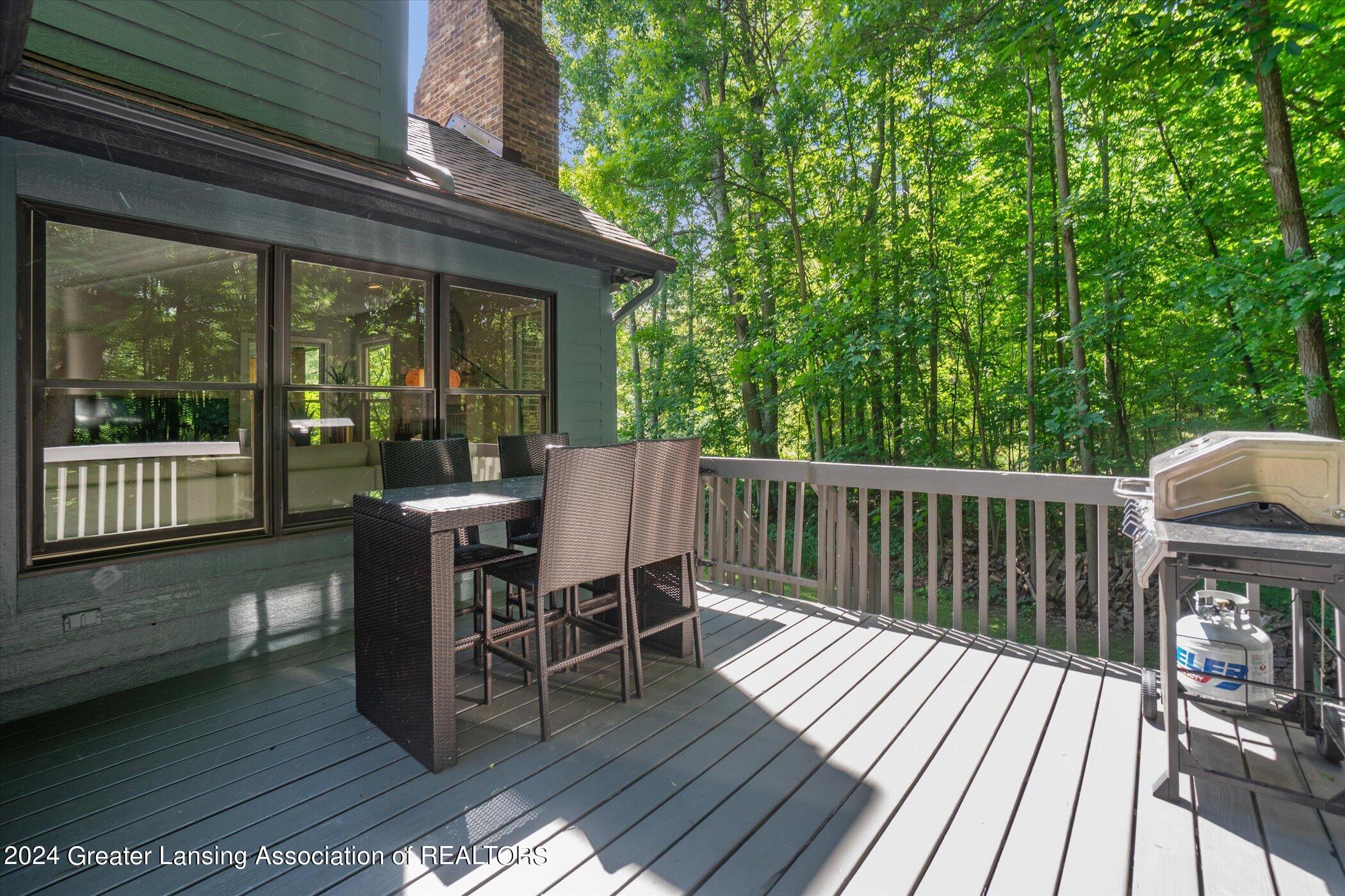 3496 Honeywood Lane, DeWitt