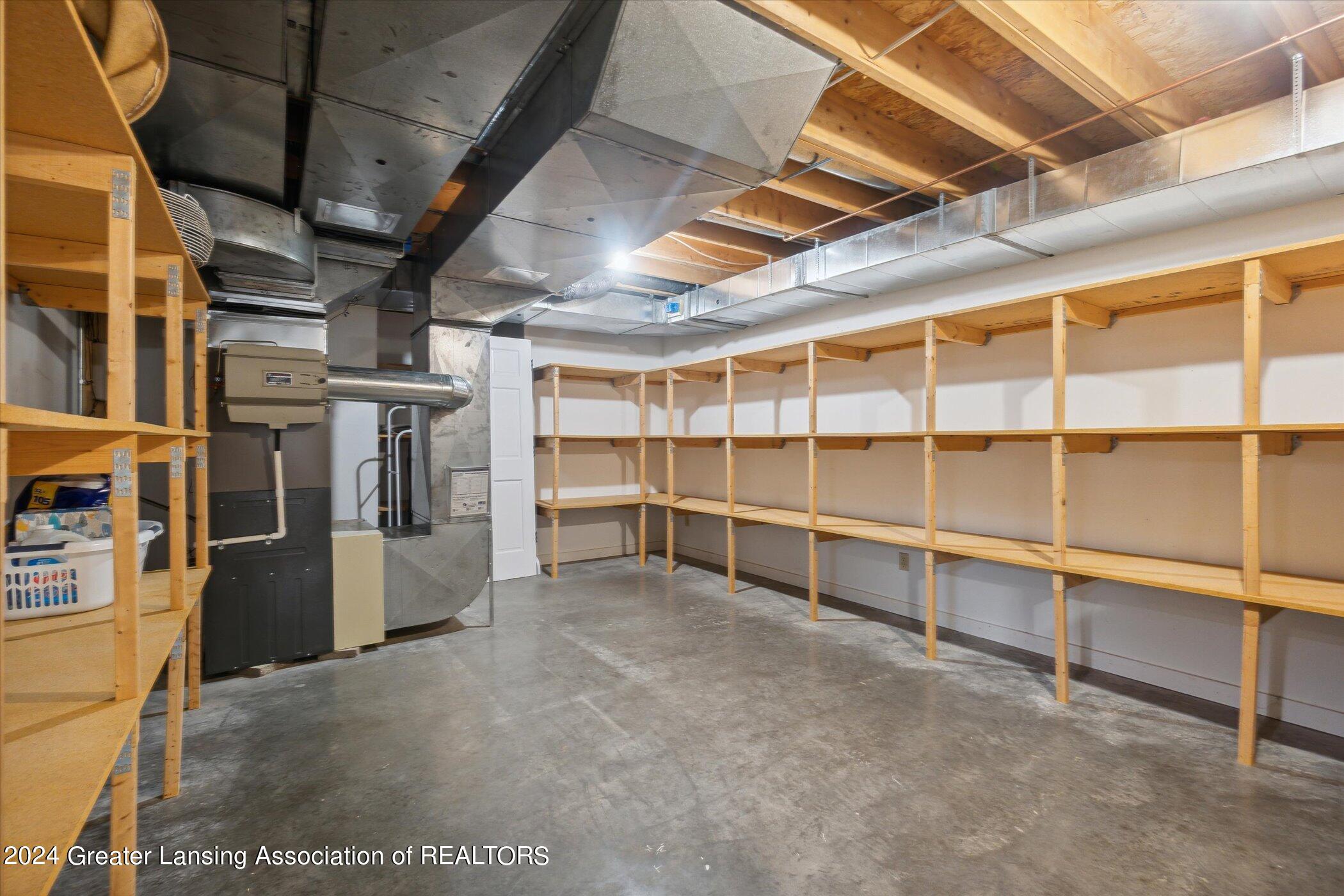 3496 Honeywood Lane, DeWitt