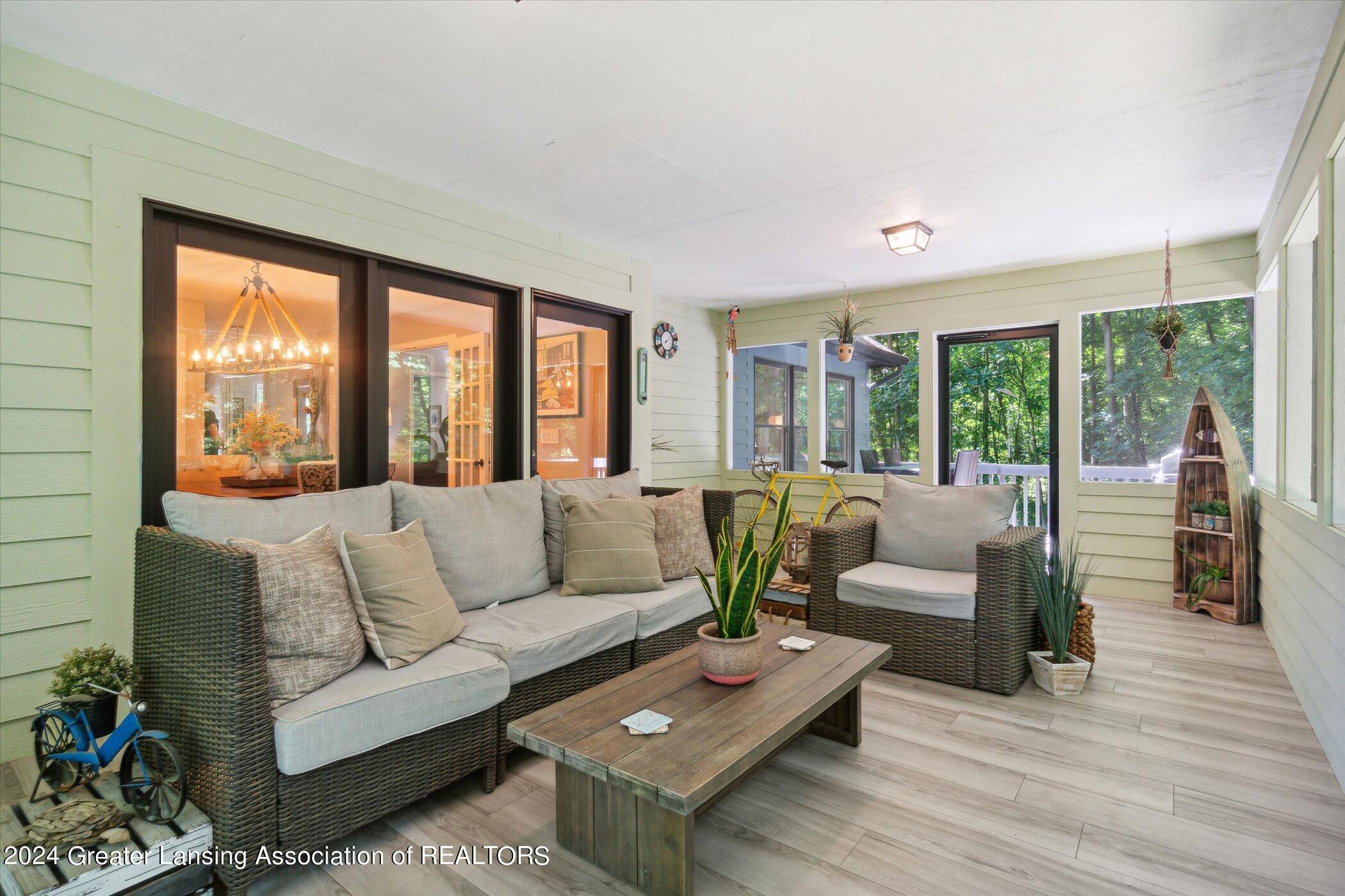 3496 Honeywood Lane, DeWitt